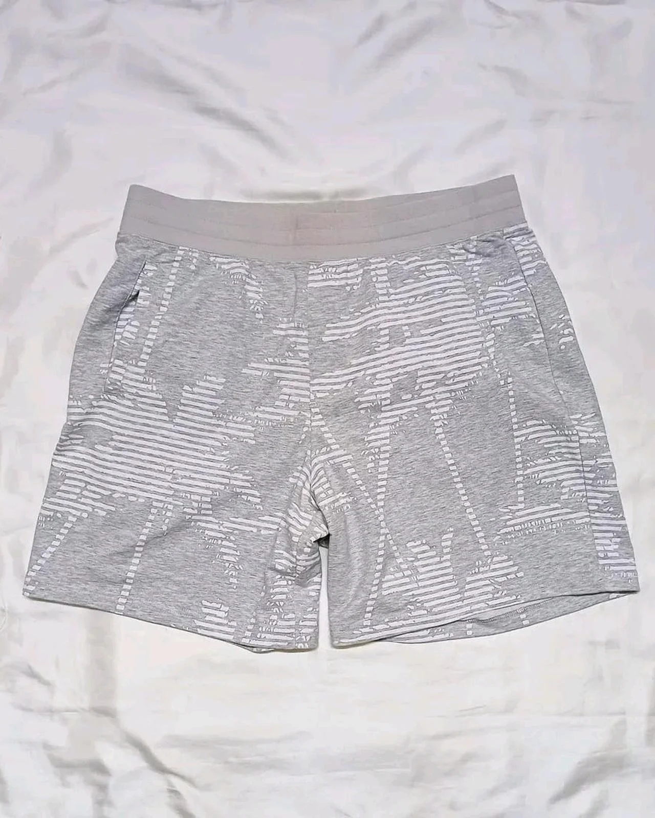 Armani Exchange Shorts, size L, photo 1