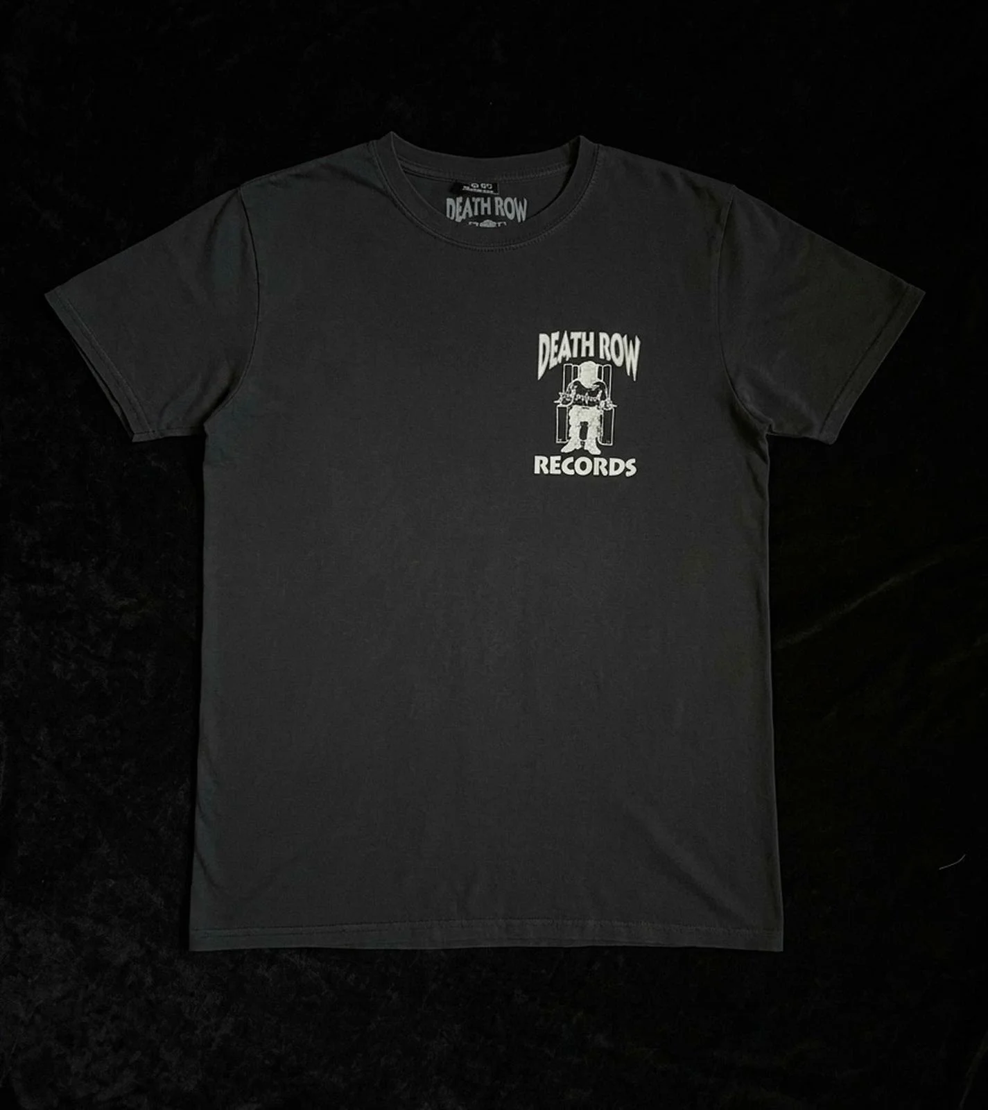 T-shirts, size L, photo 1