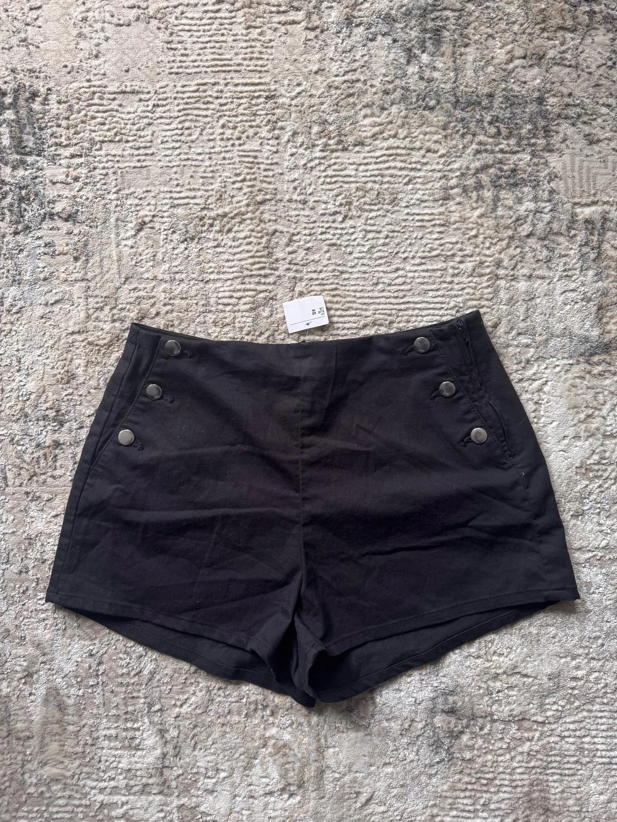 H&M Shorts, size XL / 42 / 14, photo 1
