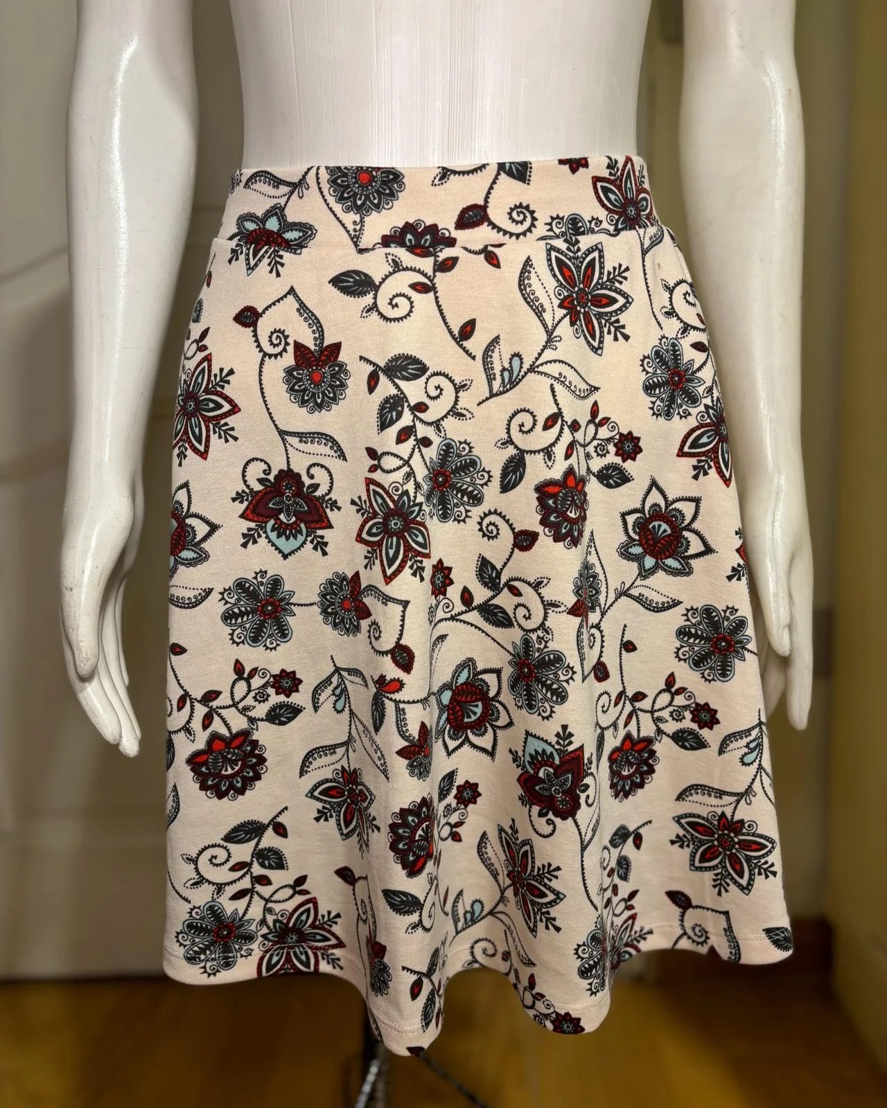 H&M Skirts, size S / 36 / 8, photo 1