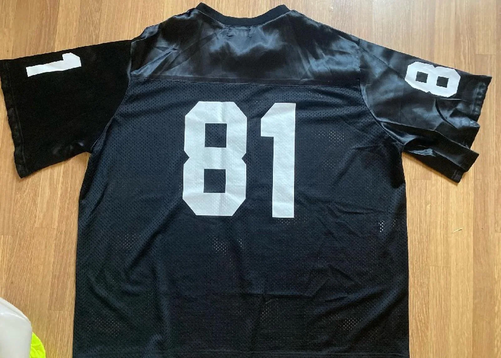 Local T-shirts, size M, photo 1