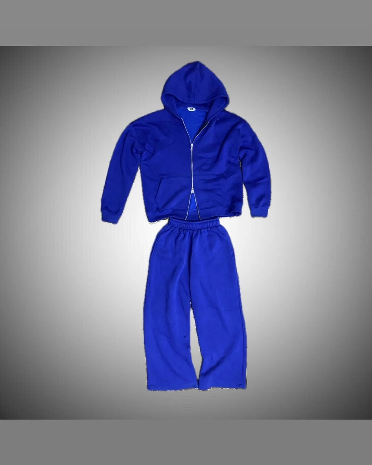 Suits, size M, photo 1