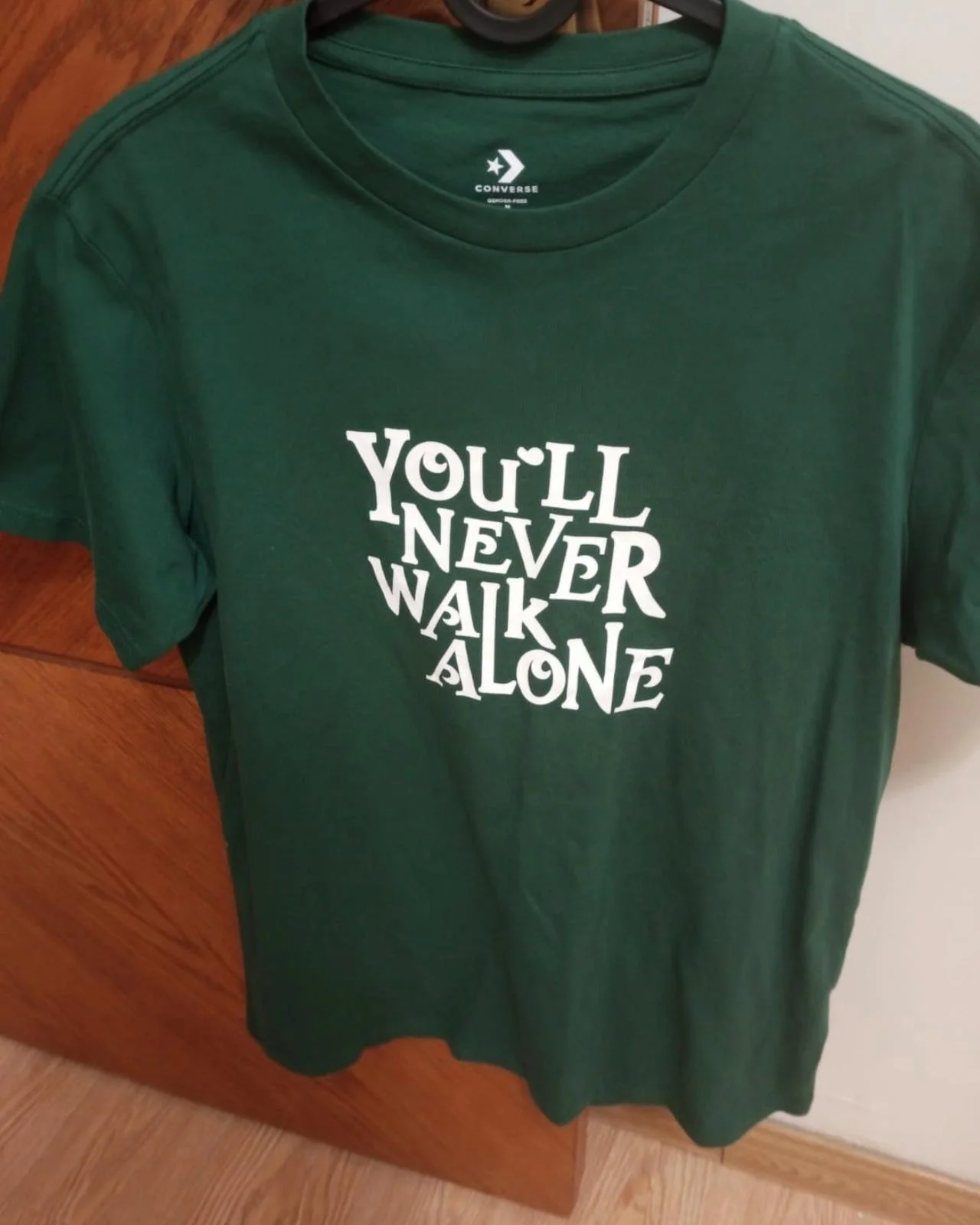 Converse T-shirts, size M, photo 1