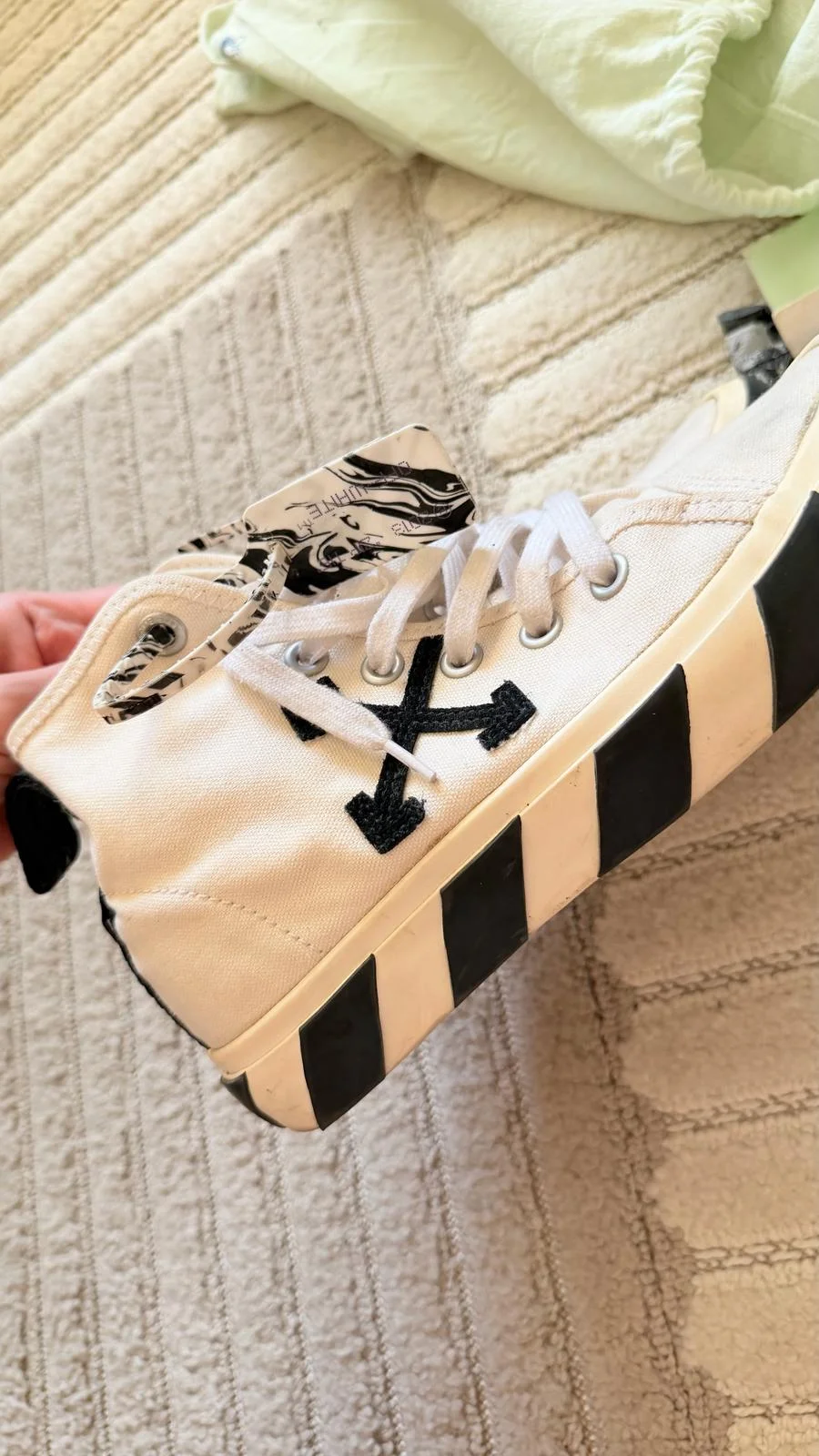 Off-White Sneakers, size 38, photo 1