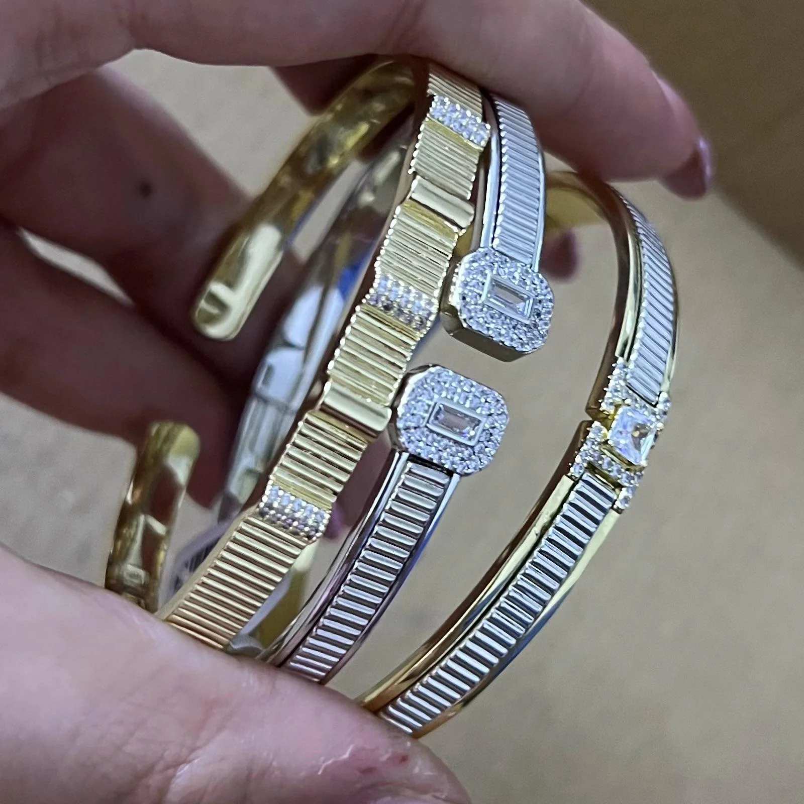 Bracelets, size Other, photo 1