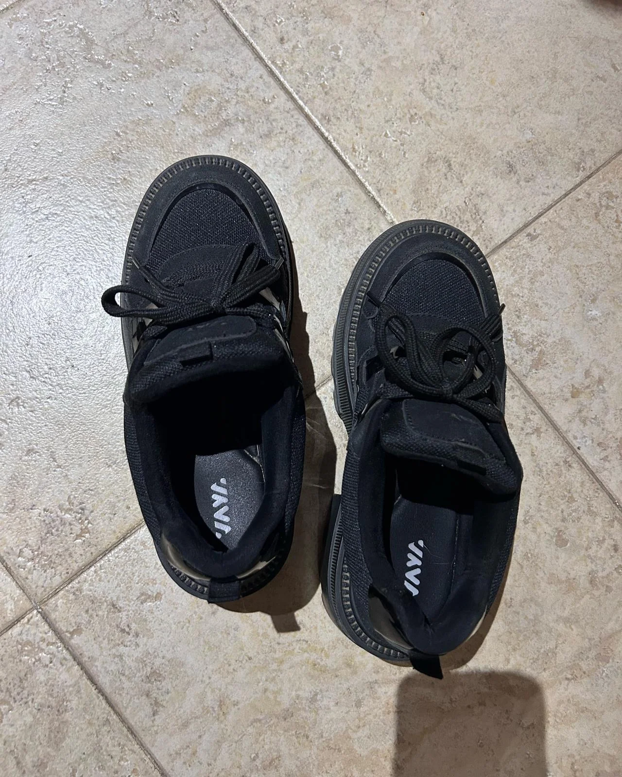 Sneakers, size 39, photo 1