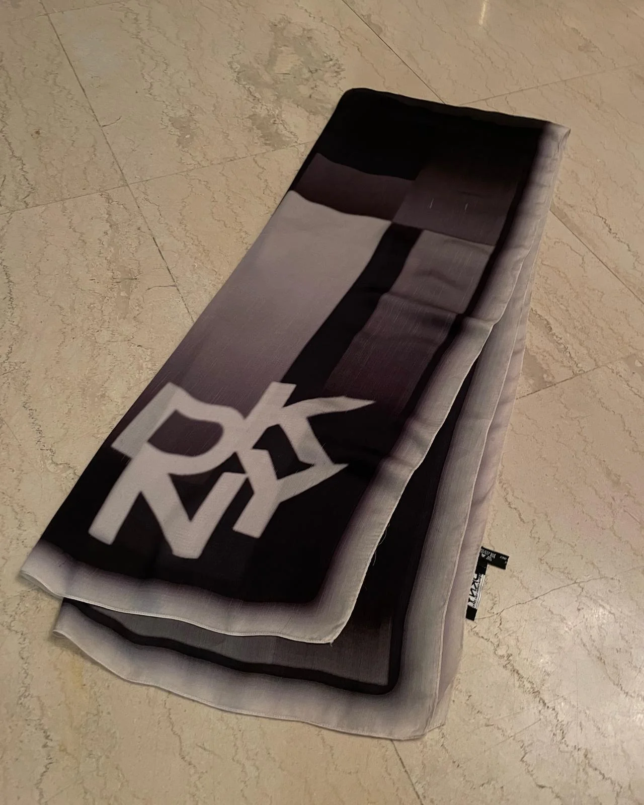 DKNY Scarves, size One size, photo 1