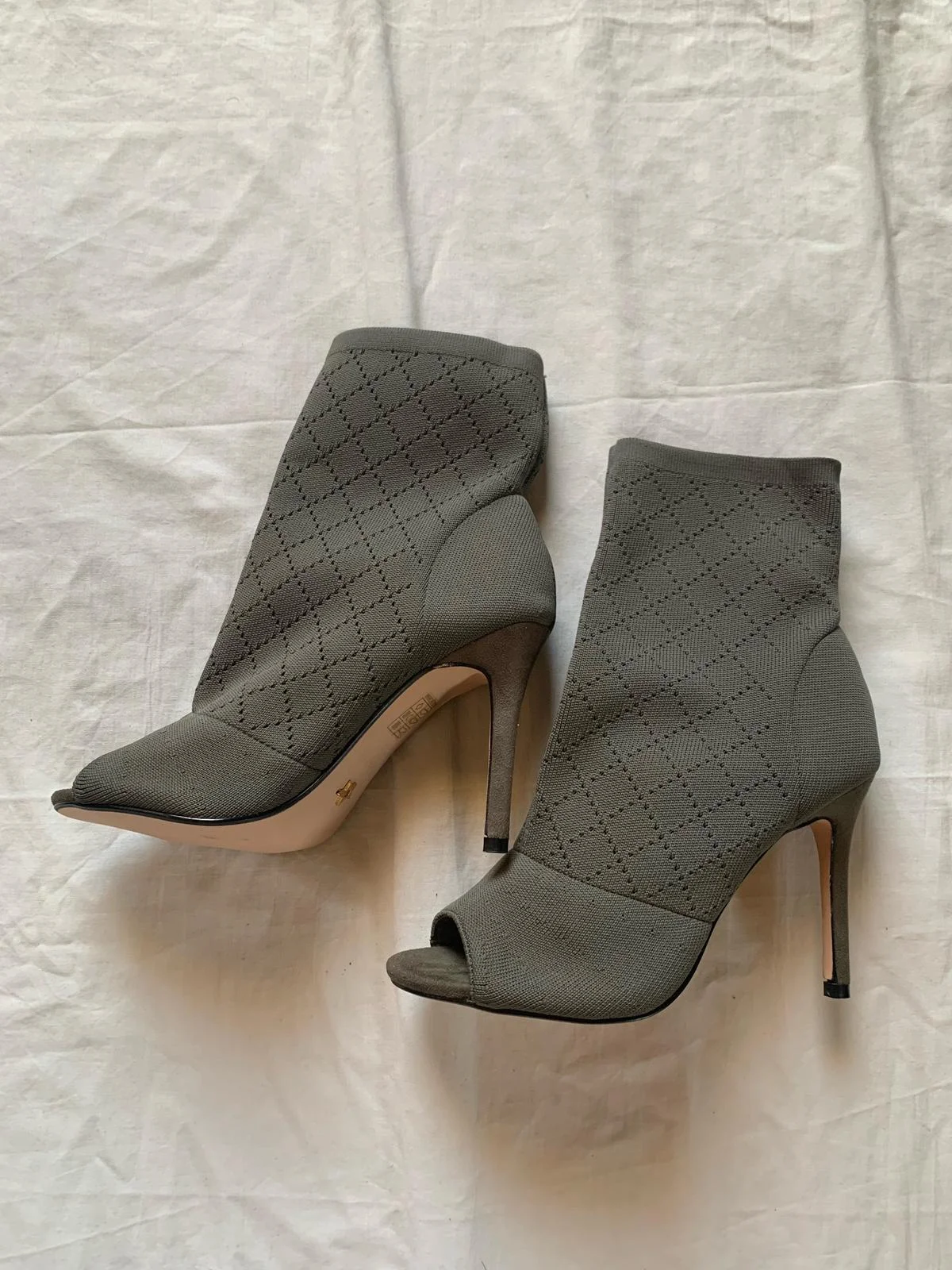 deja vu Stiletto Heels, size 41, photo 1