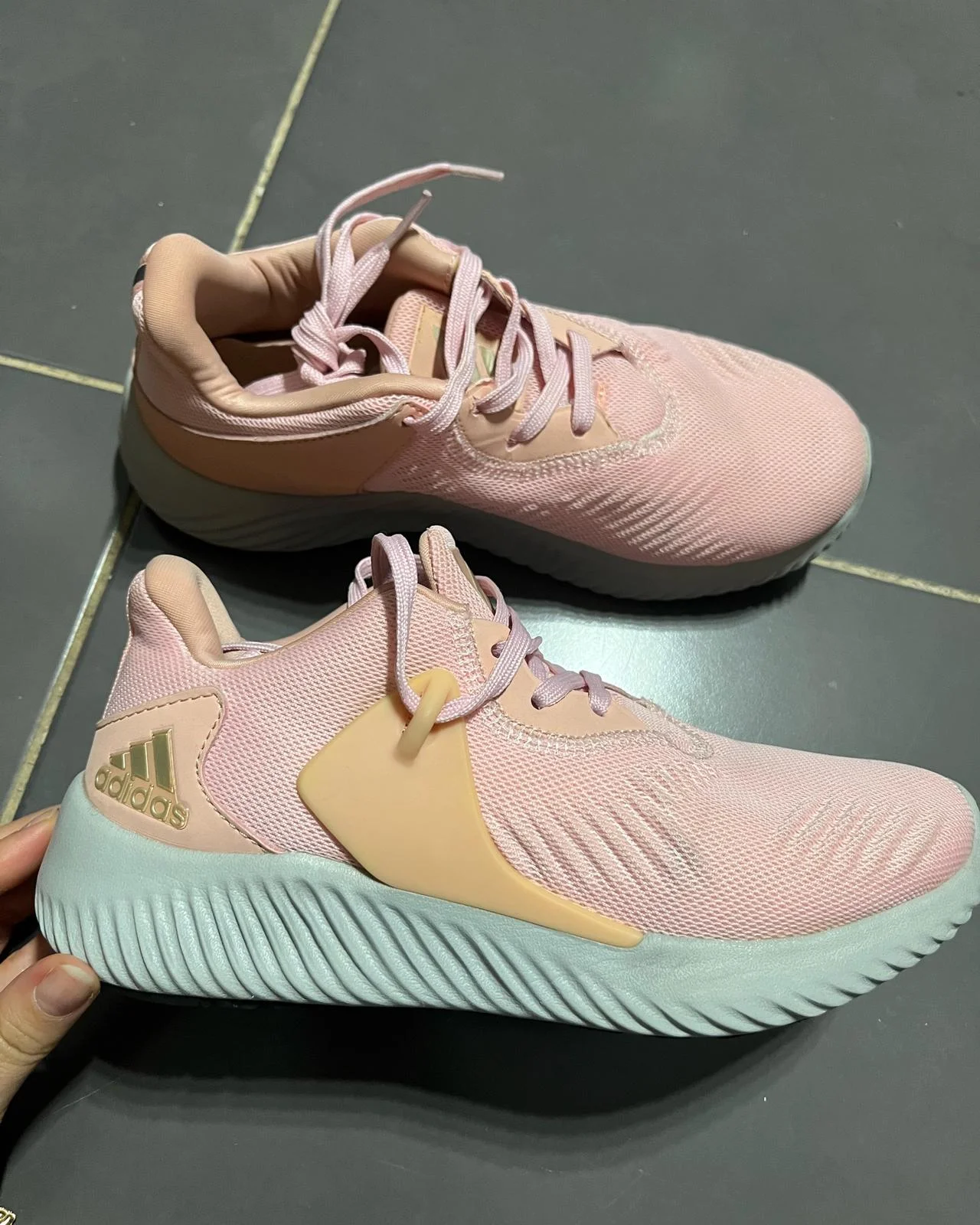 Sneakers, size 36, photo 1