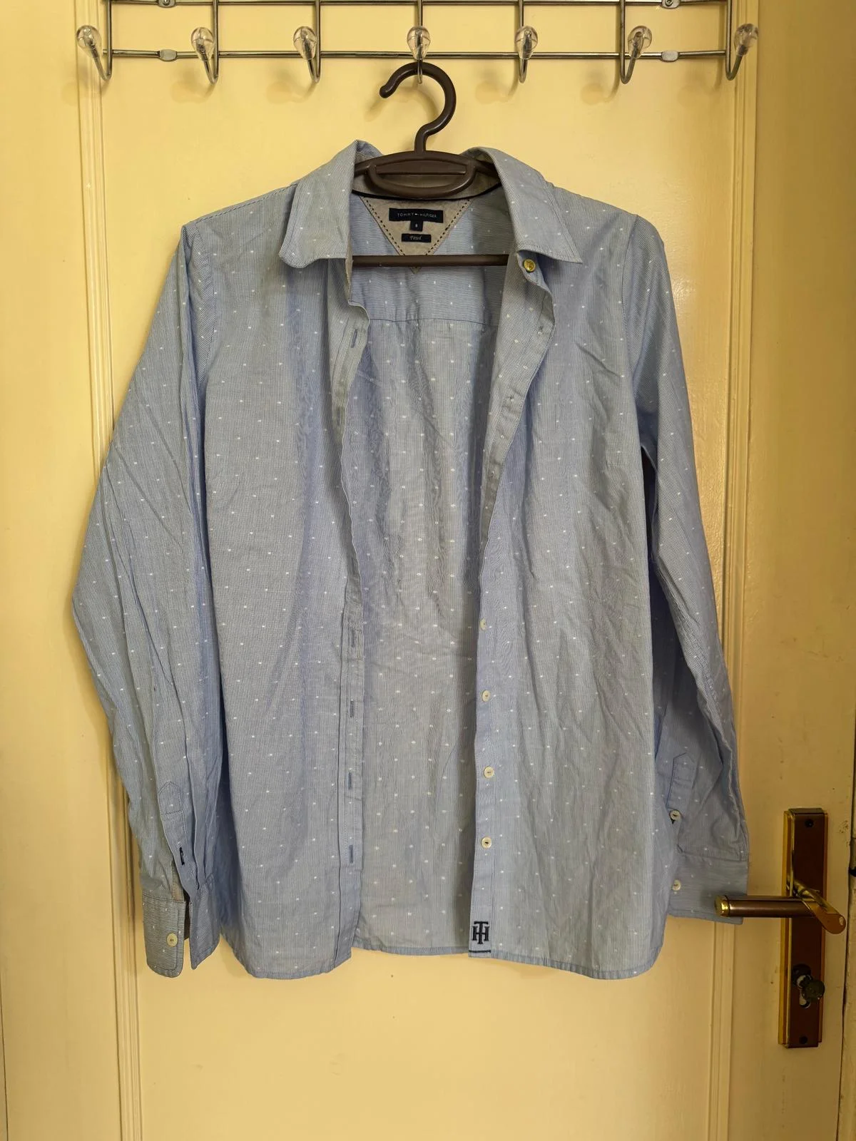 Tommy Hilfiger Button Down Shirts, size L, photo 1