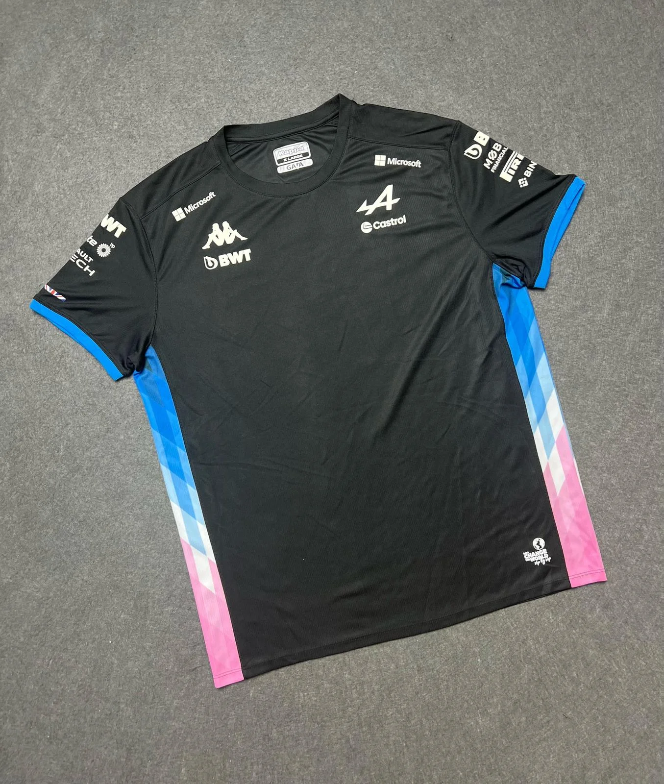 T-shirts, size Other, photo 1