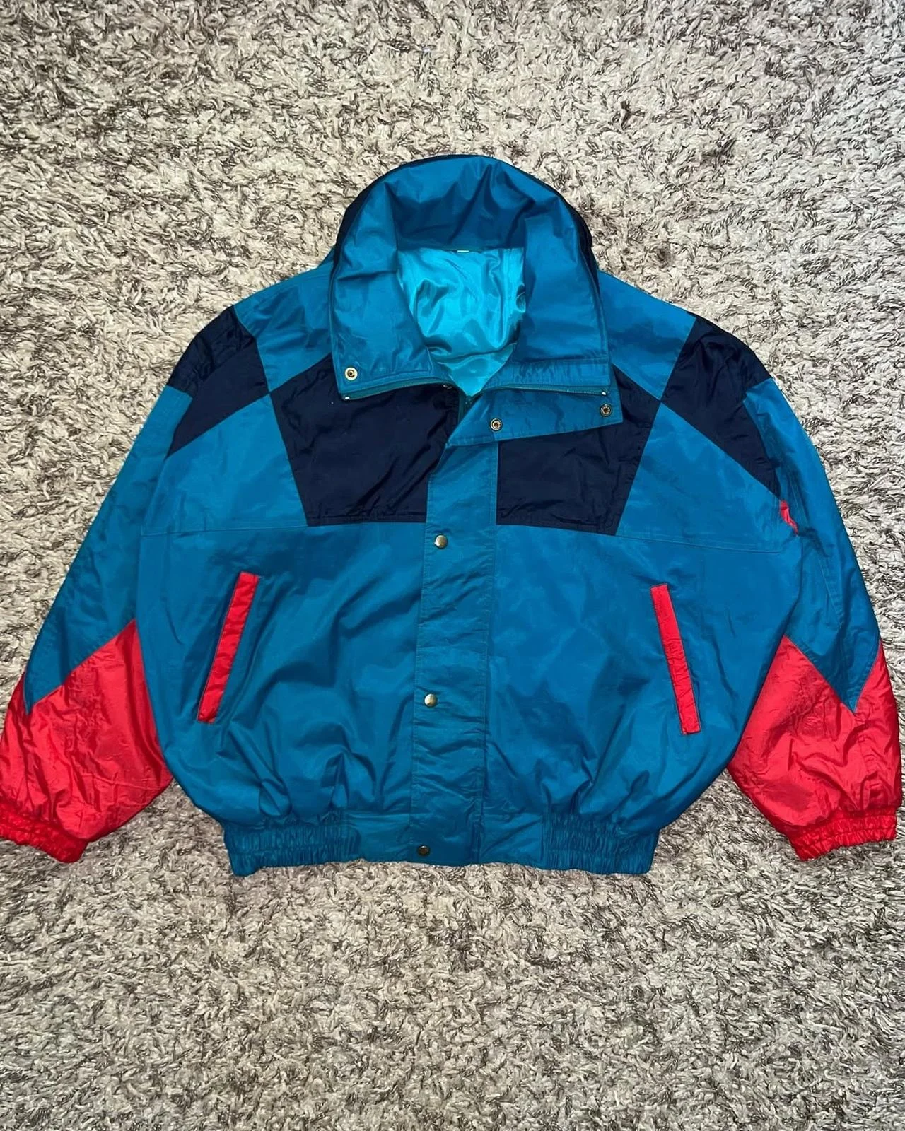 Jackets, size L, photo 1