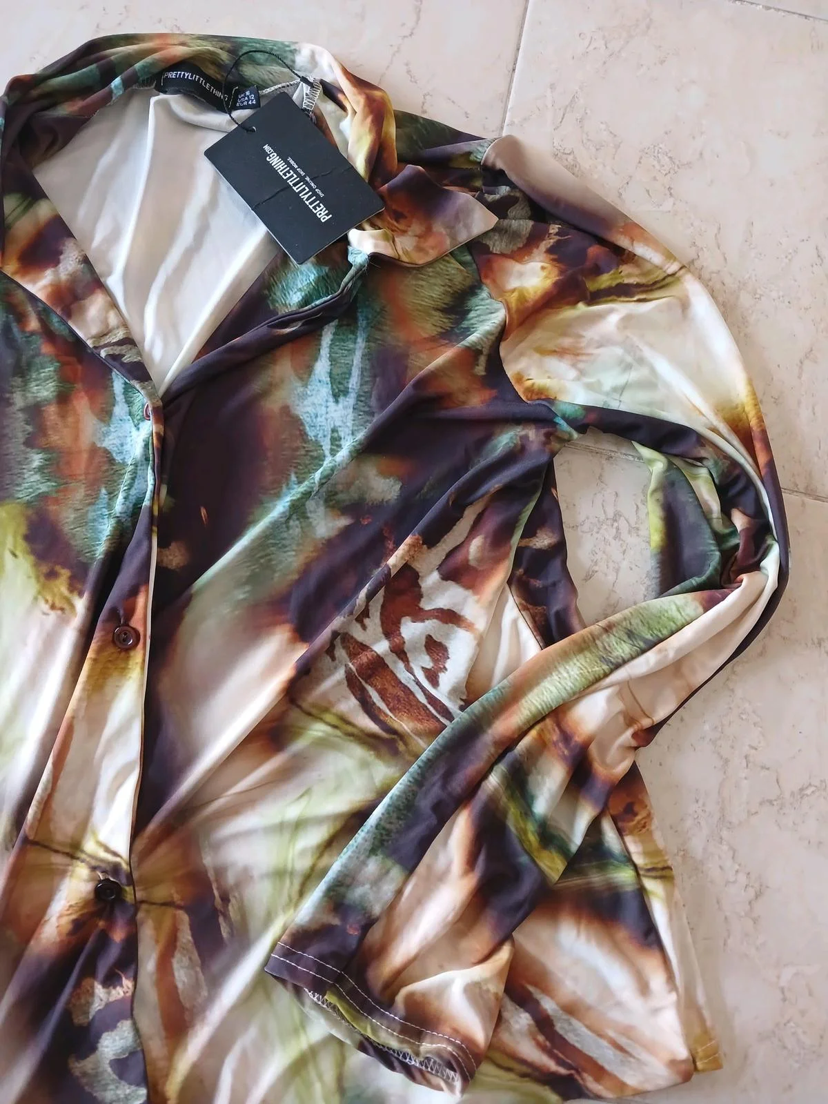 PrettyLittleThing Shirts, size XXL / 44 / 16, photo 1