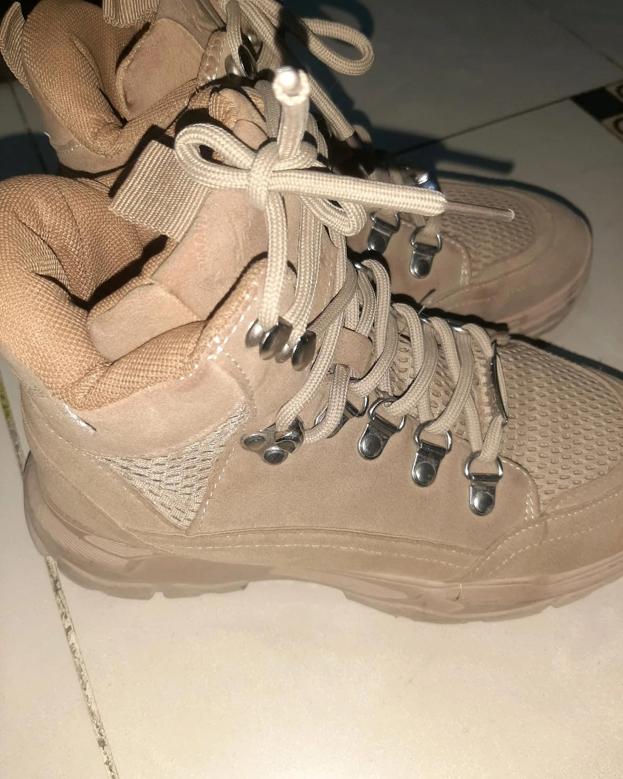 deja vu Sneakers, size 38, photo 1