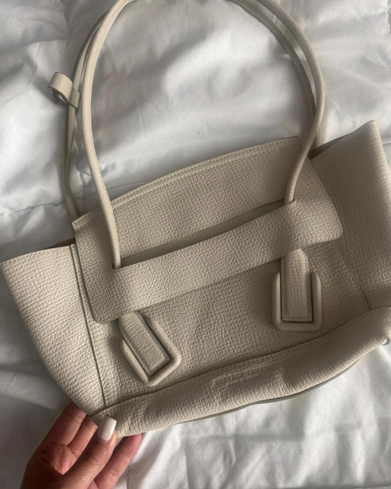 Bottega Veneta Shoulder Bag, size Other, photo 1