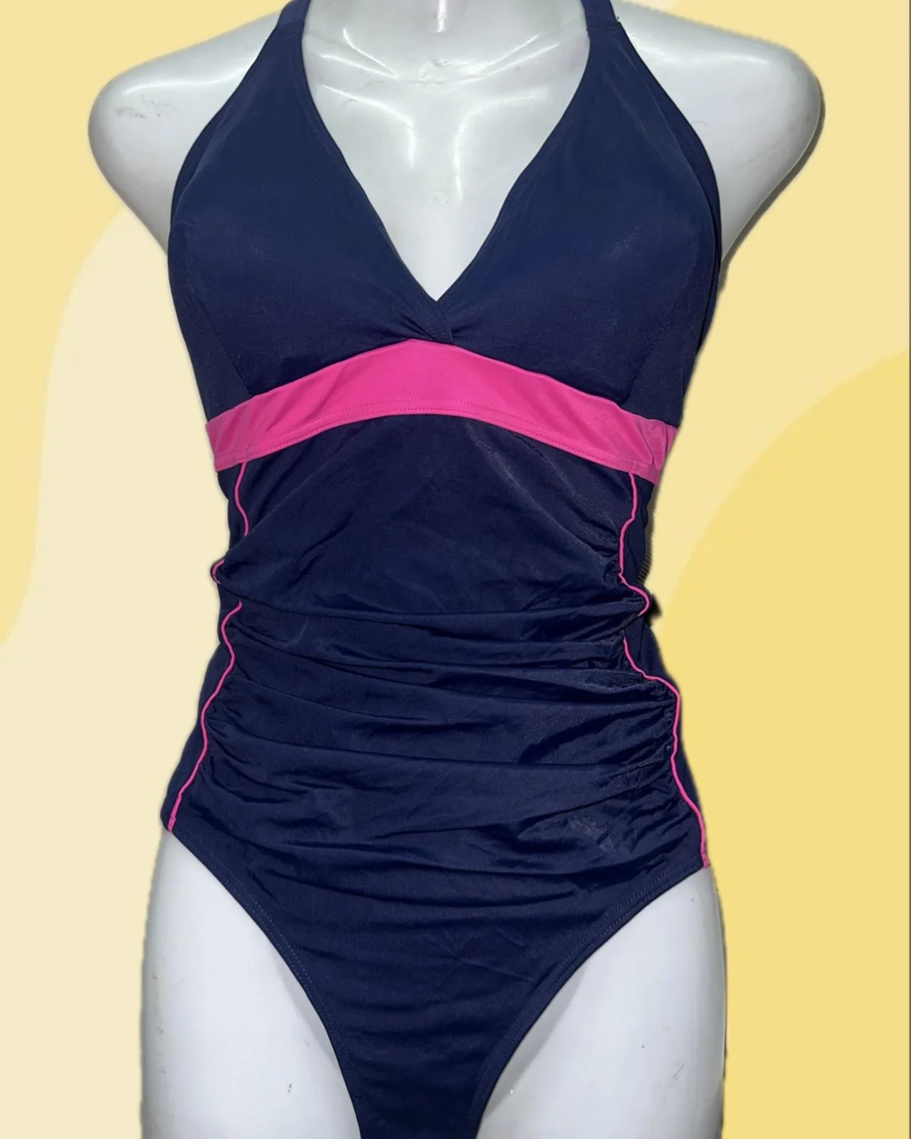One-Piece Swimsuits, size XL / 42 / 14, photo 1