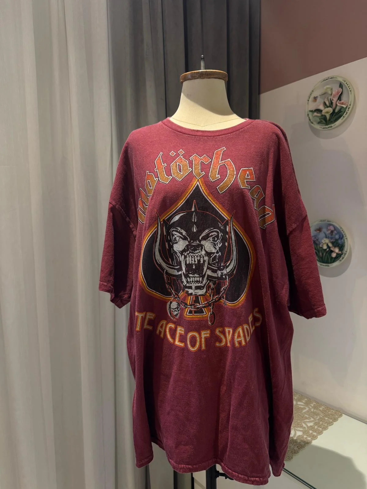 Urban Outfitters T-shirts, size XS, photo 1