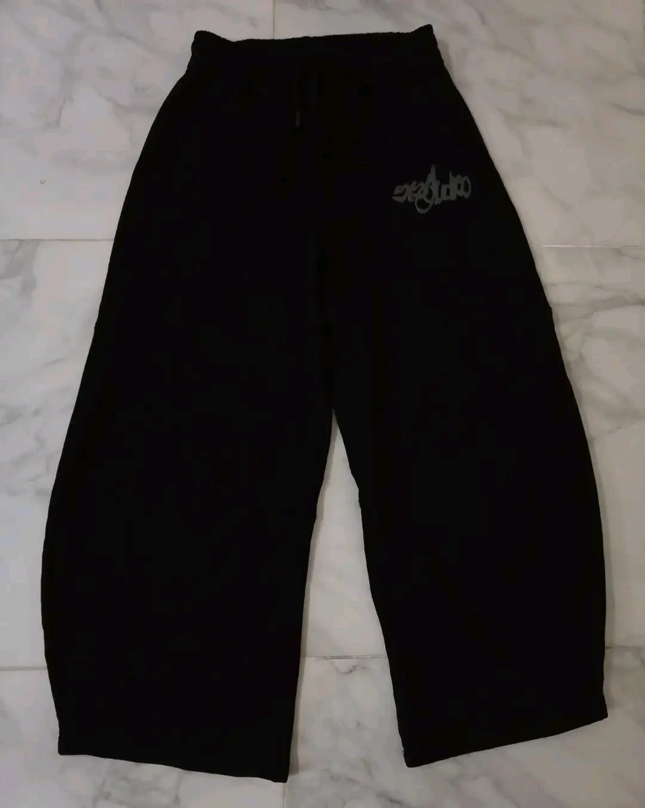Sweatpants, size M, photo 1