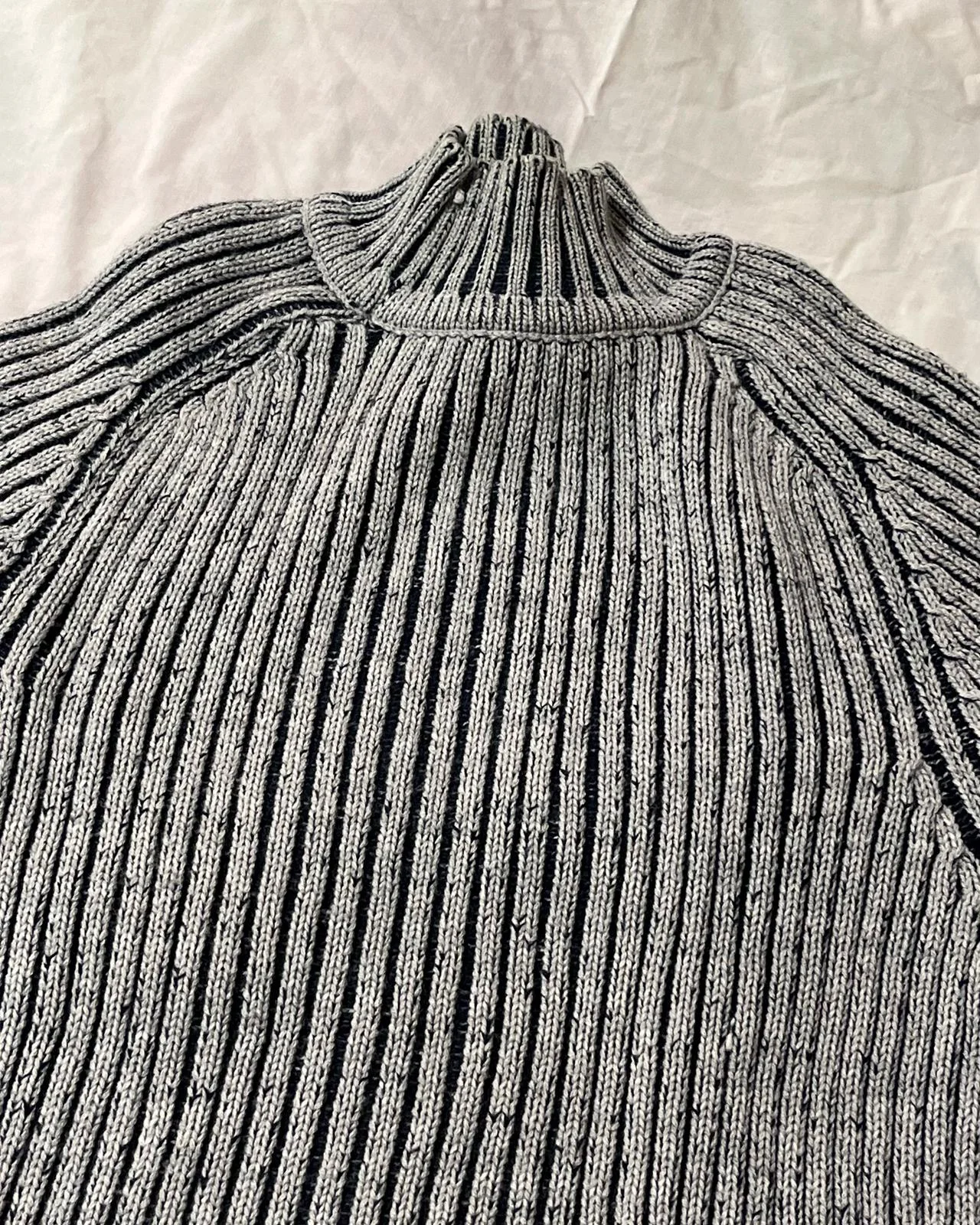 Sweaters, size L, photo 1