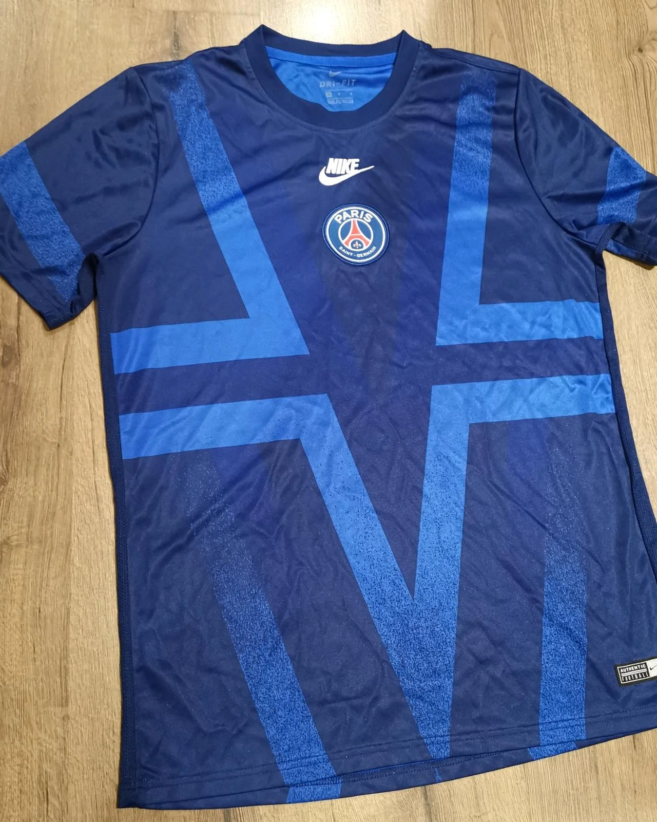 Nike T-shirts, size L, photo 1