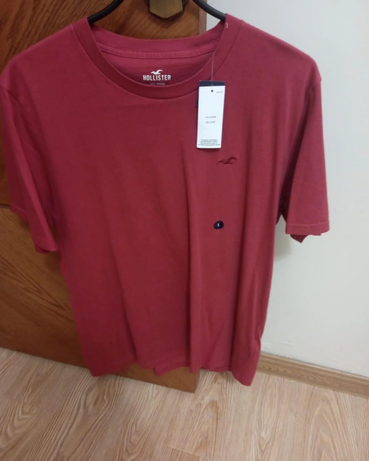 Hollister T-shirts, size L, photo 1