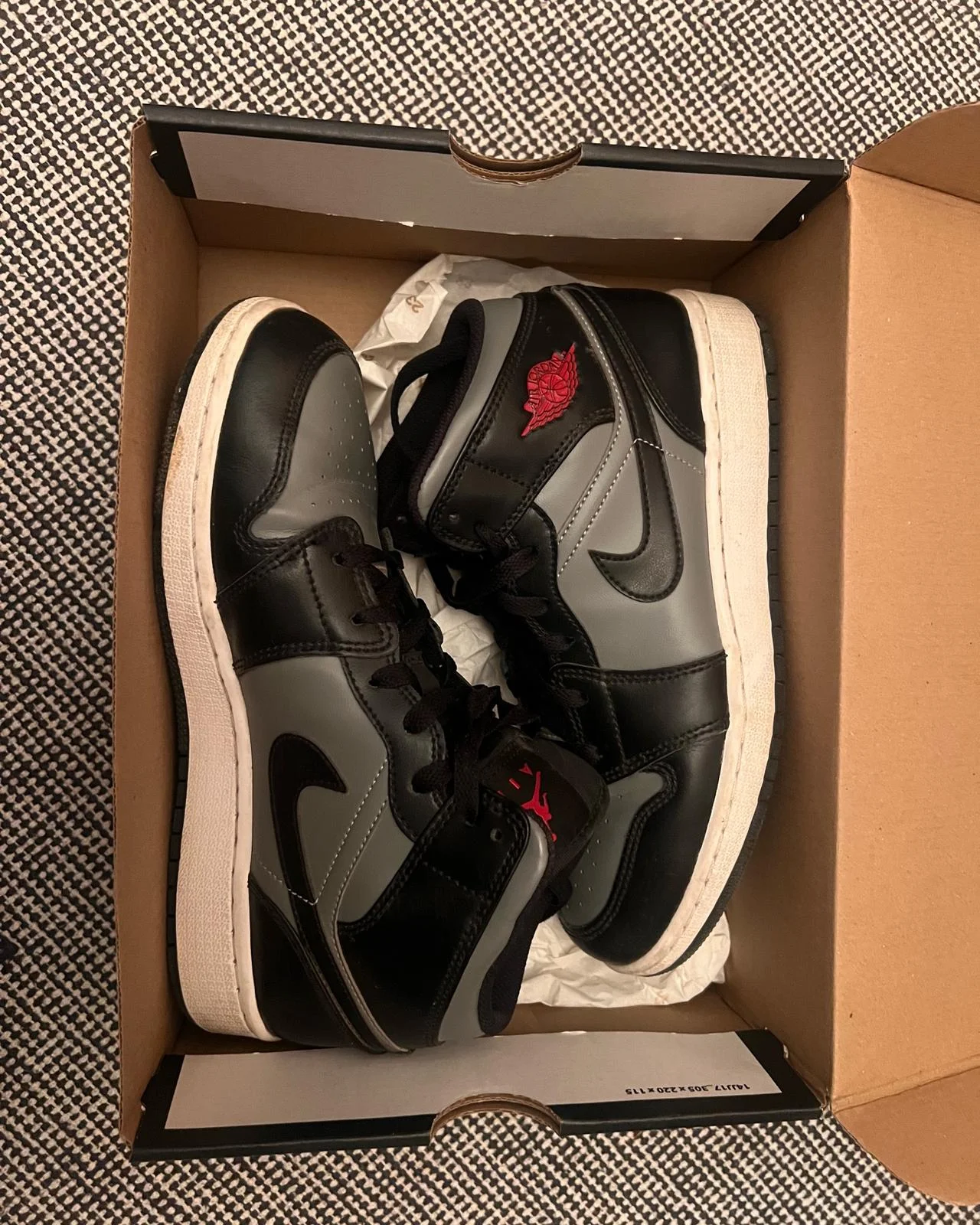 Air Jordan Sneakers, size 39, photo 1