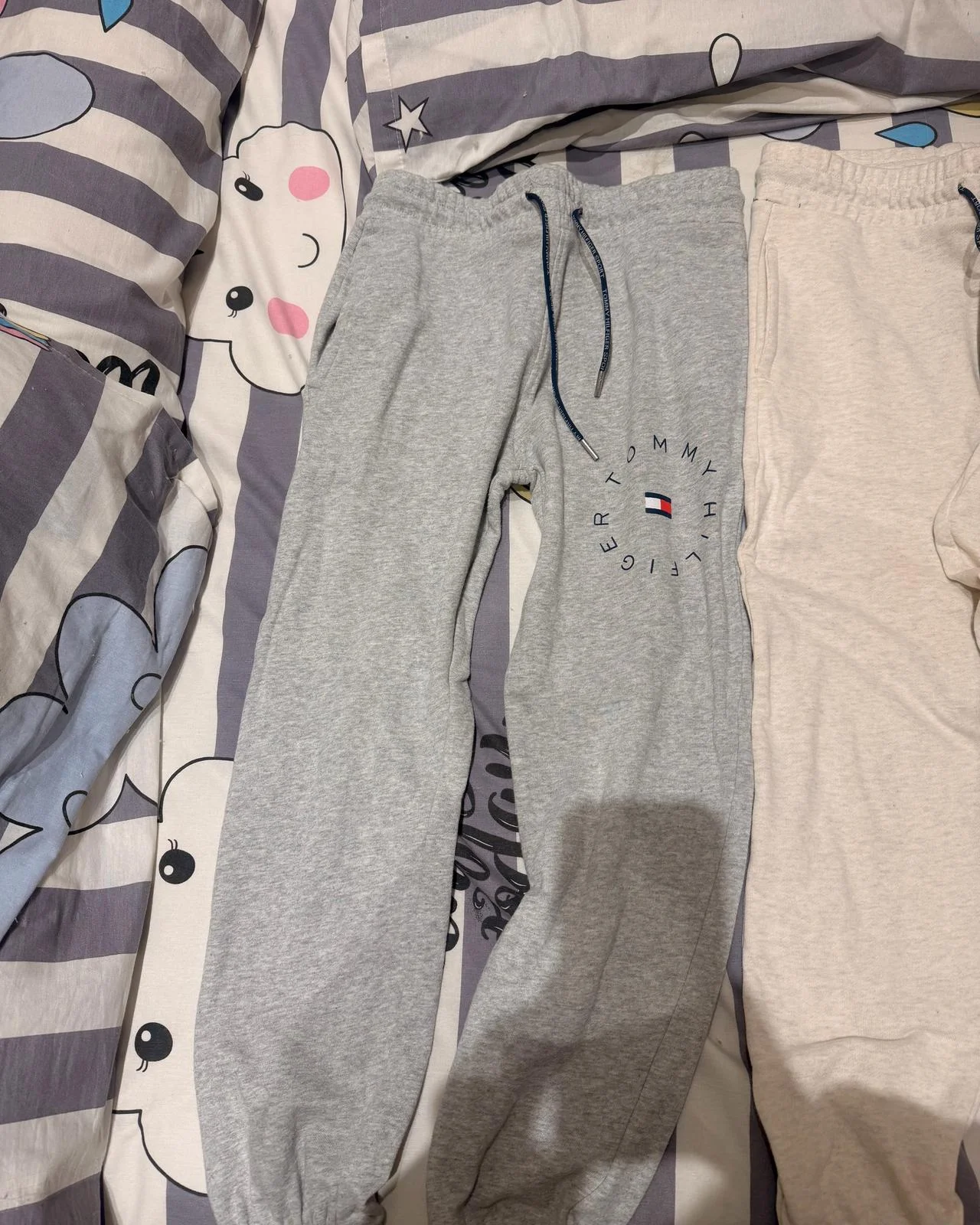 Tommy Hilfiger Pants, size M, photo 1
