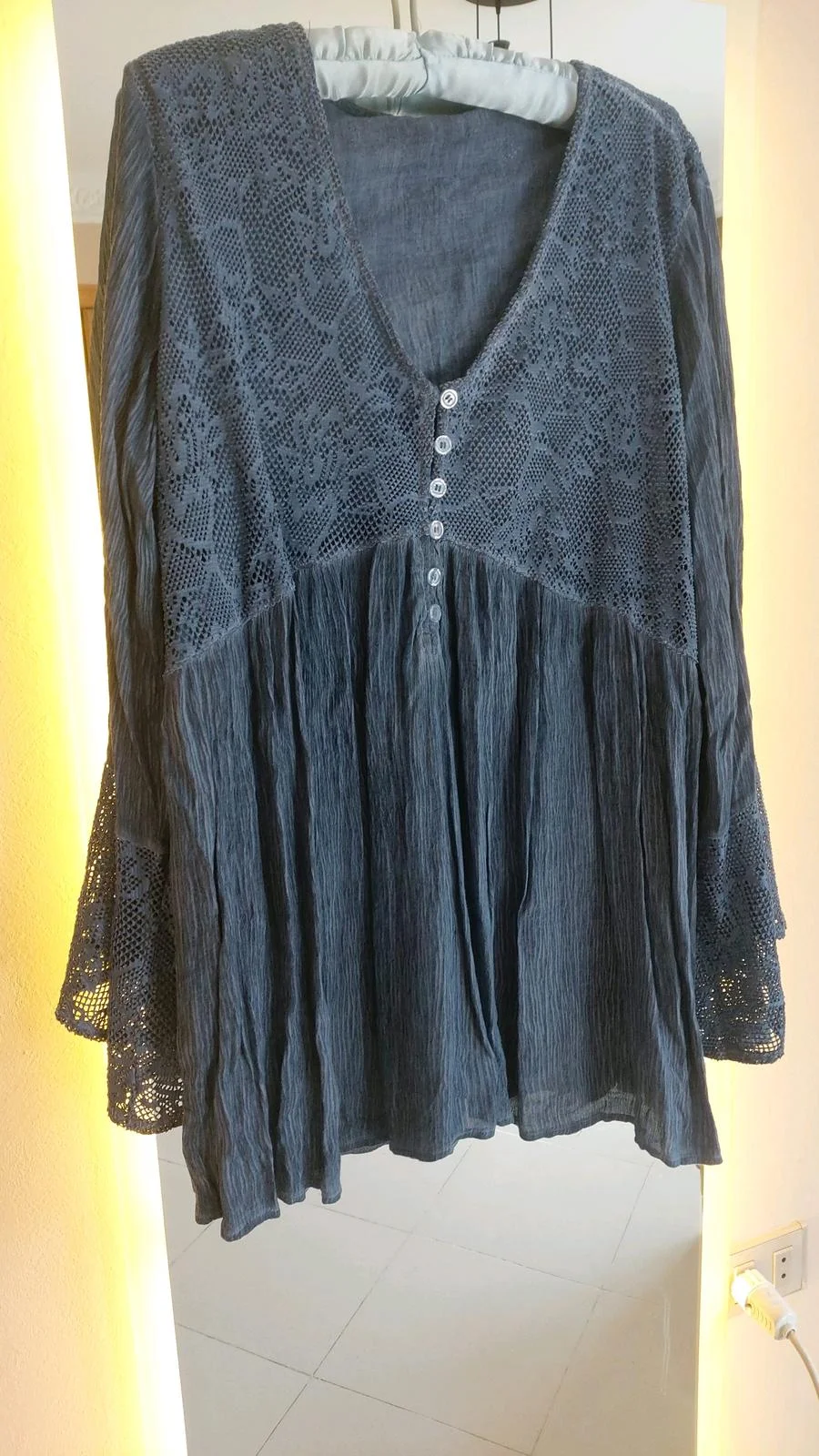Blouses, size XXXL / 46 / 18, photo 1