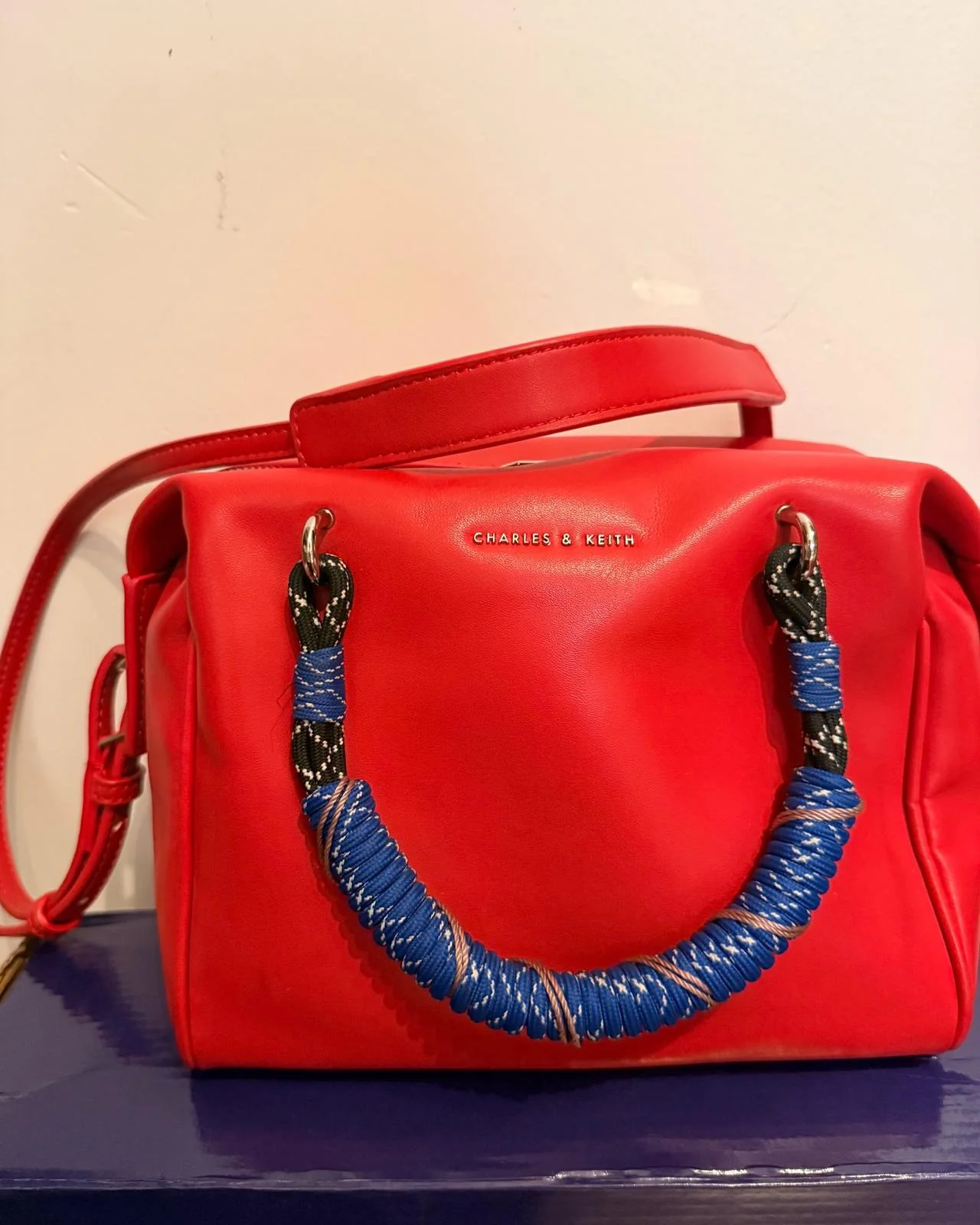 Charles & Keith Handbags, size One size, photo 1