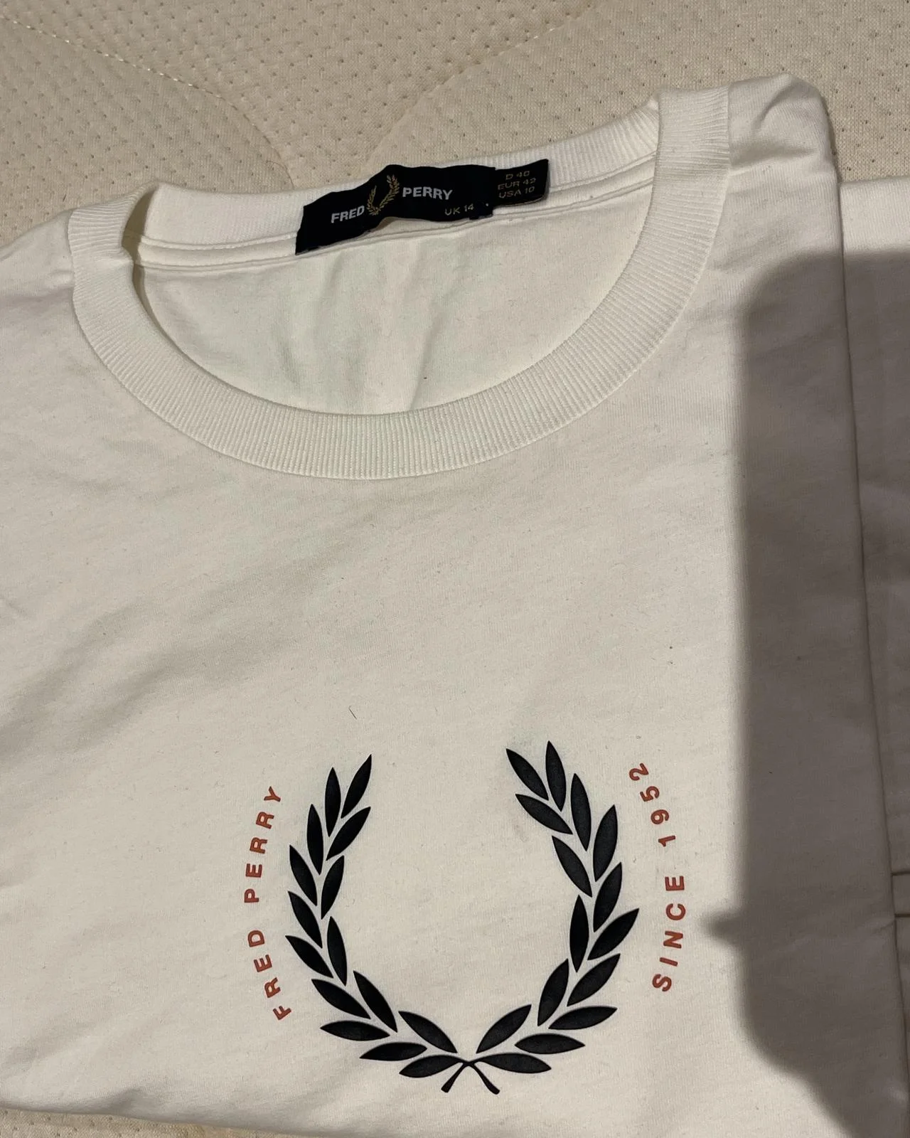 Fred Perry T-shirts, size XL / 42 / 14, photo 1