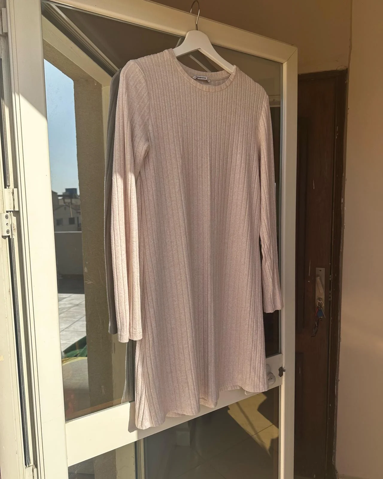 Stradivarius Midi Dresses, size M / 38 / 10, photo 1