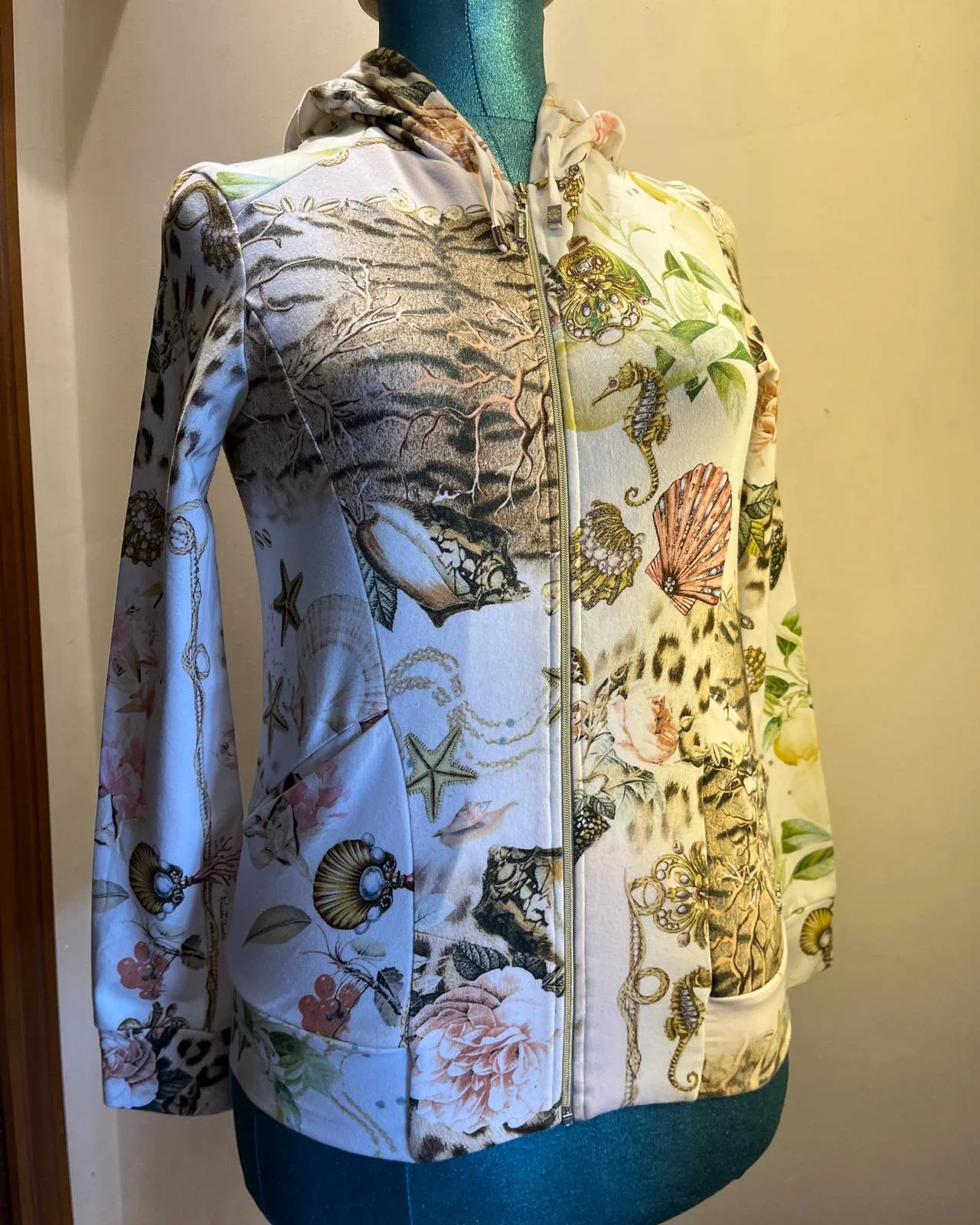 Roberto Cavalli Hoodies, size S / 36 / 8, photo 1