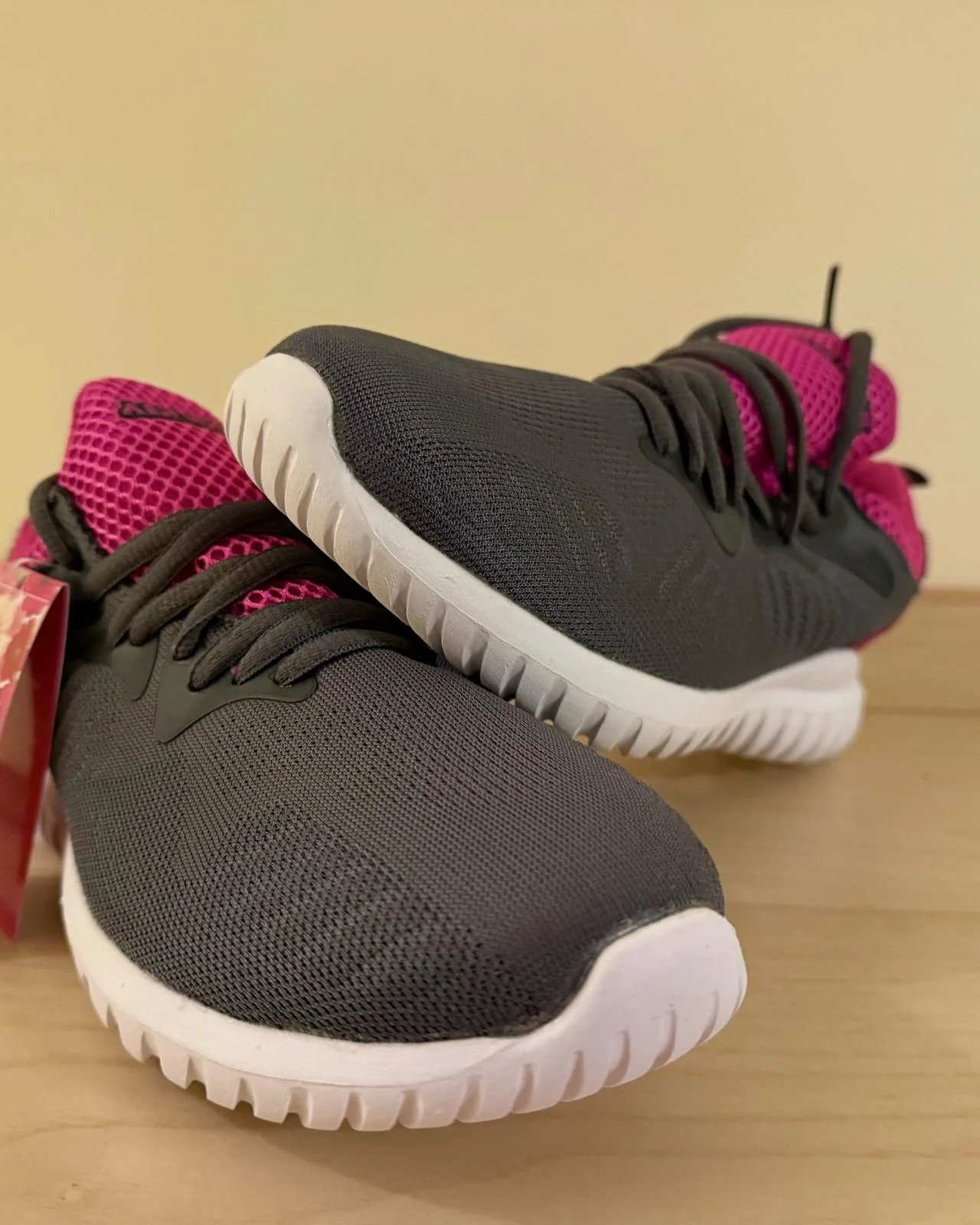 Sneakers, size 38, photo 1