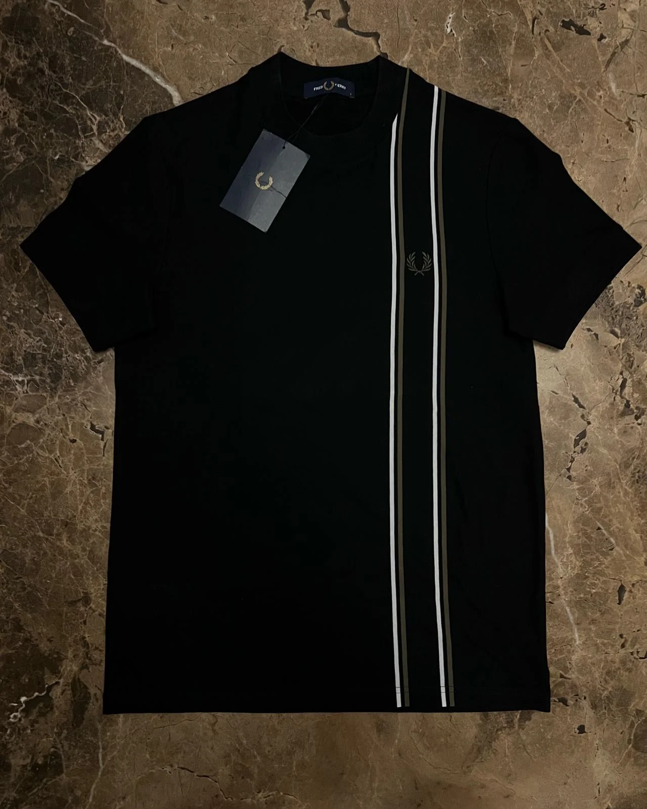 Fred Perry T-shirts, size S, photo 1