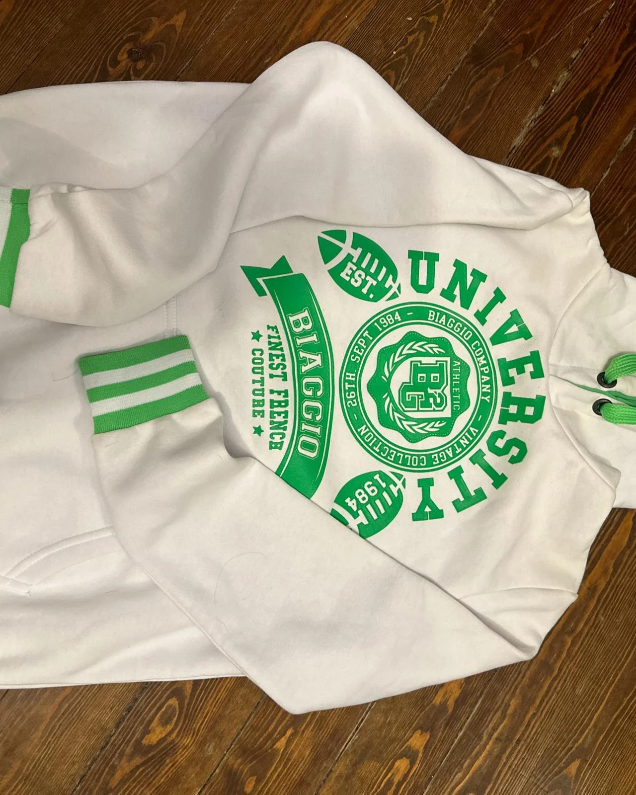 Sweatshirts, size M, photo 1