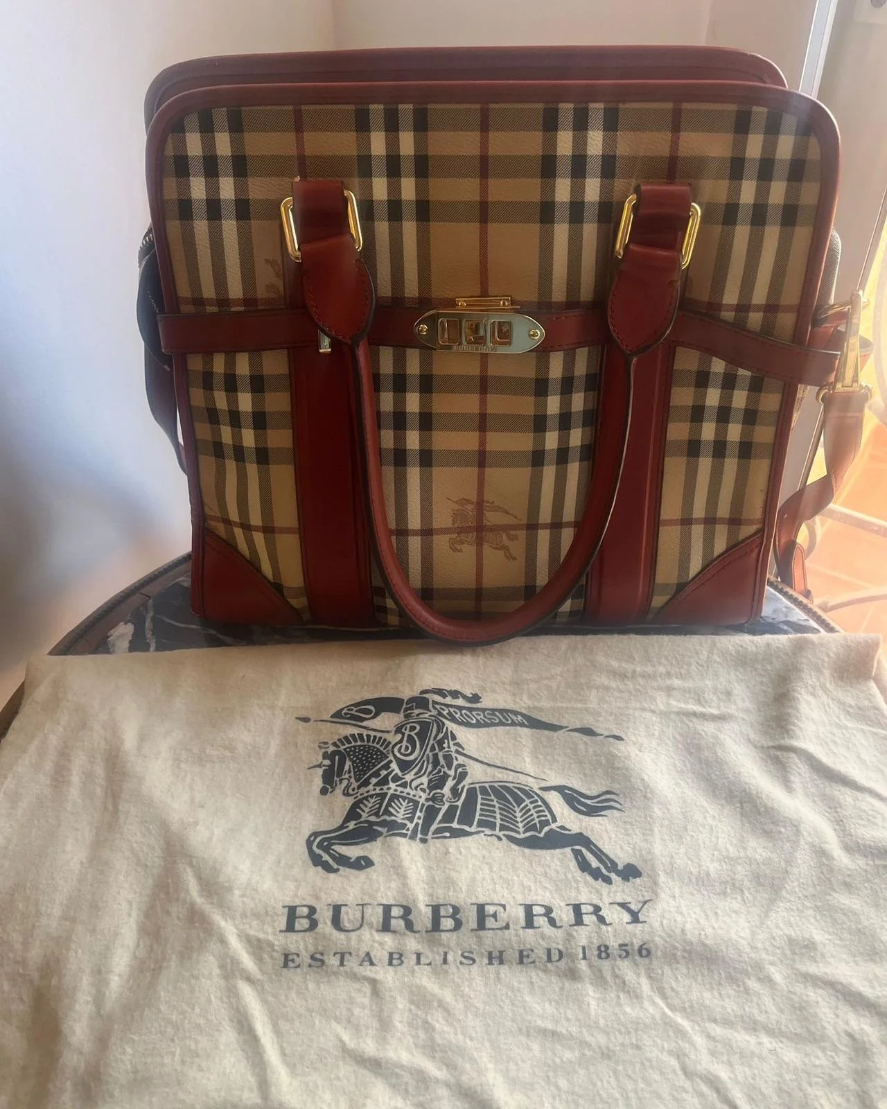 Burberry Shoulder Bag, size Other, photo 1