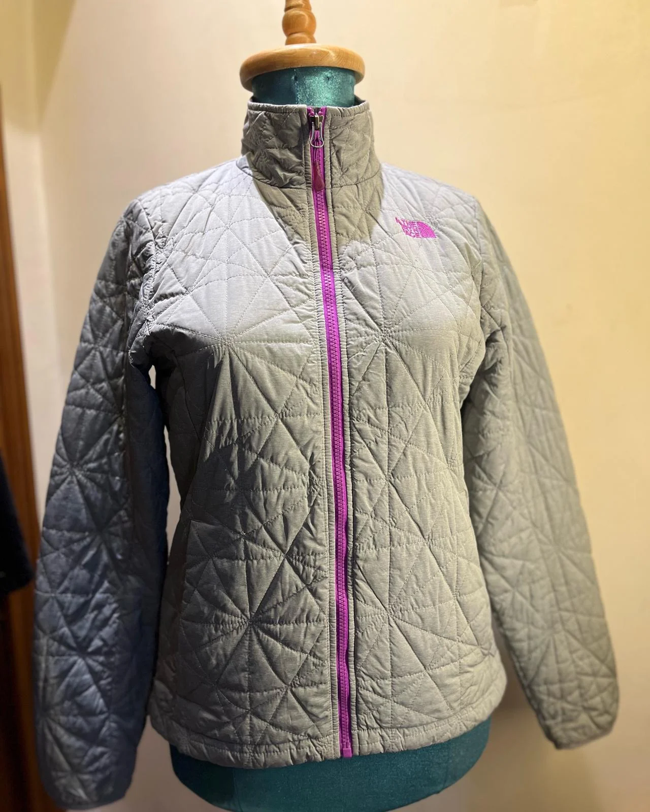 The North Face Athletic Jackets, size M / 38 / 10, photo 1