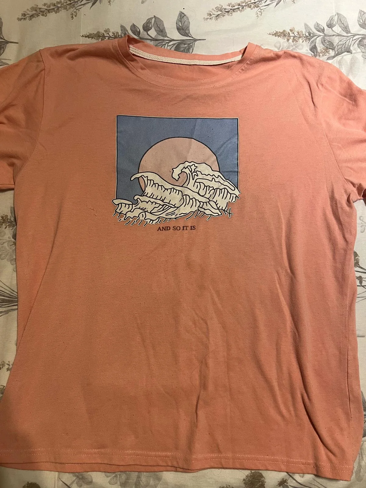 T-shirts, size XL, photo 1