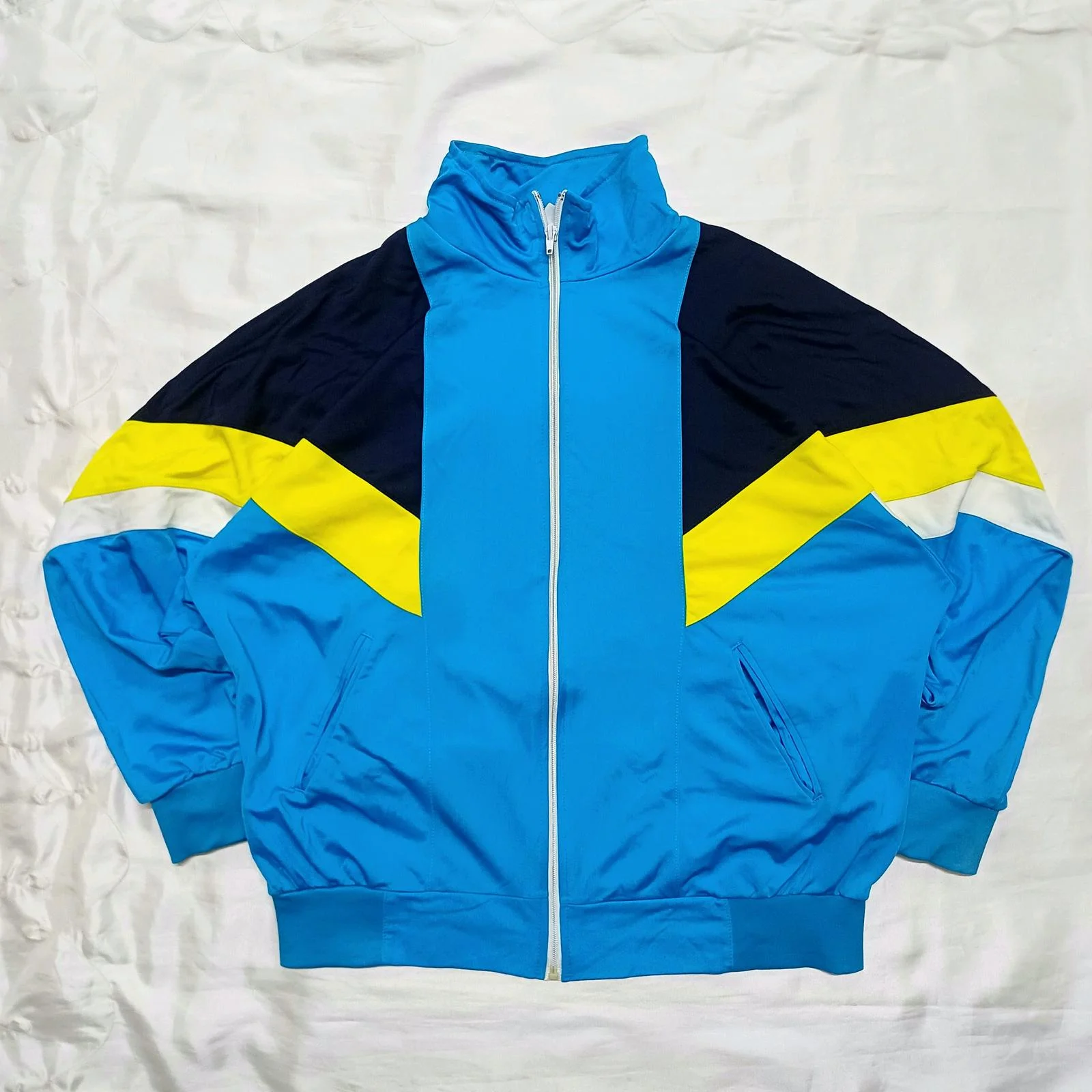 Jackets, size L, photo 1