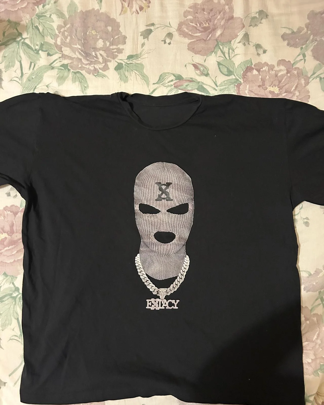 T-shirts, size L, photo 1