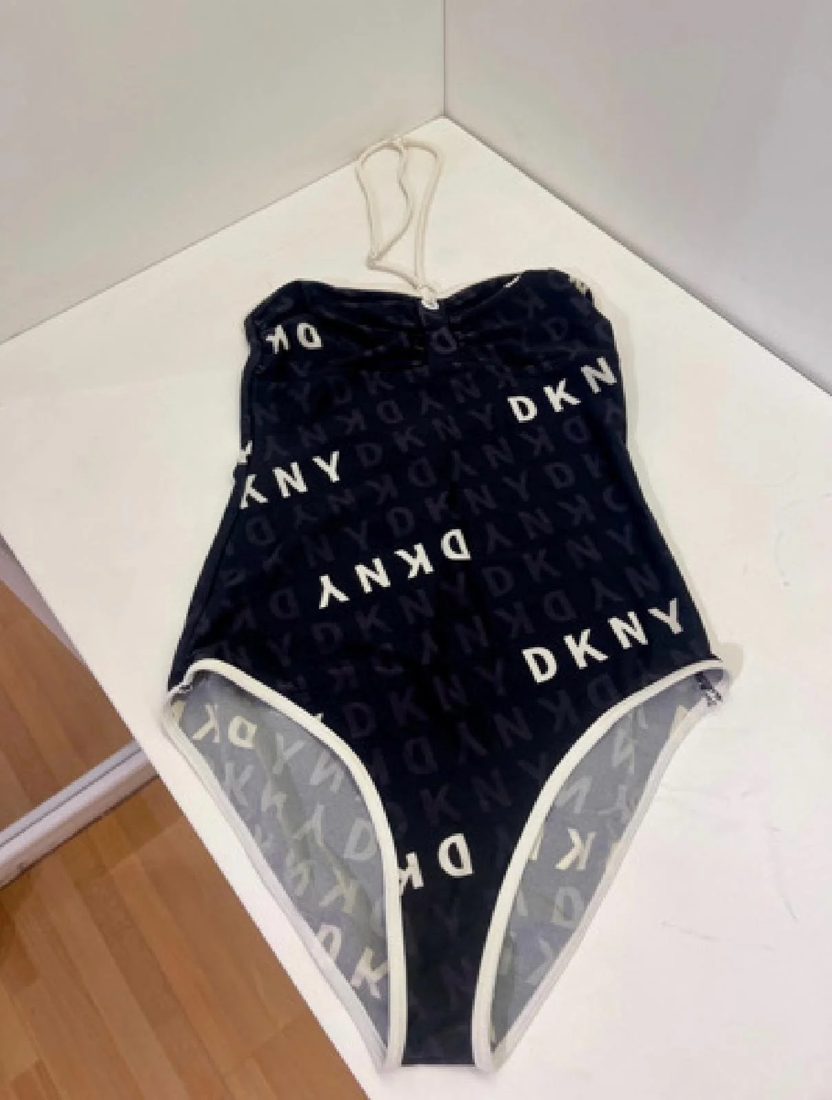 DKNY One-Piece Swimsuits, size M / 38 / 10, photo 1