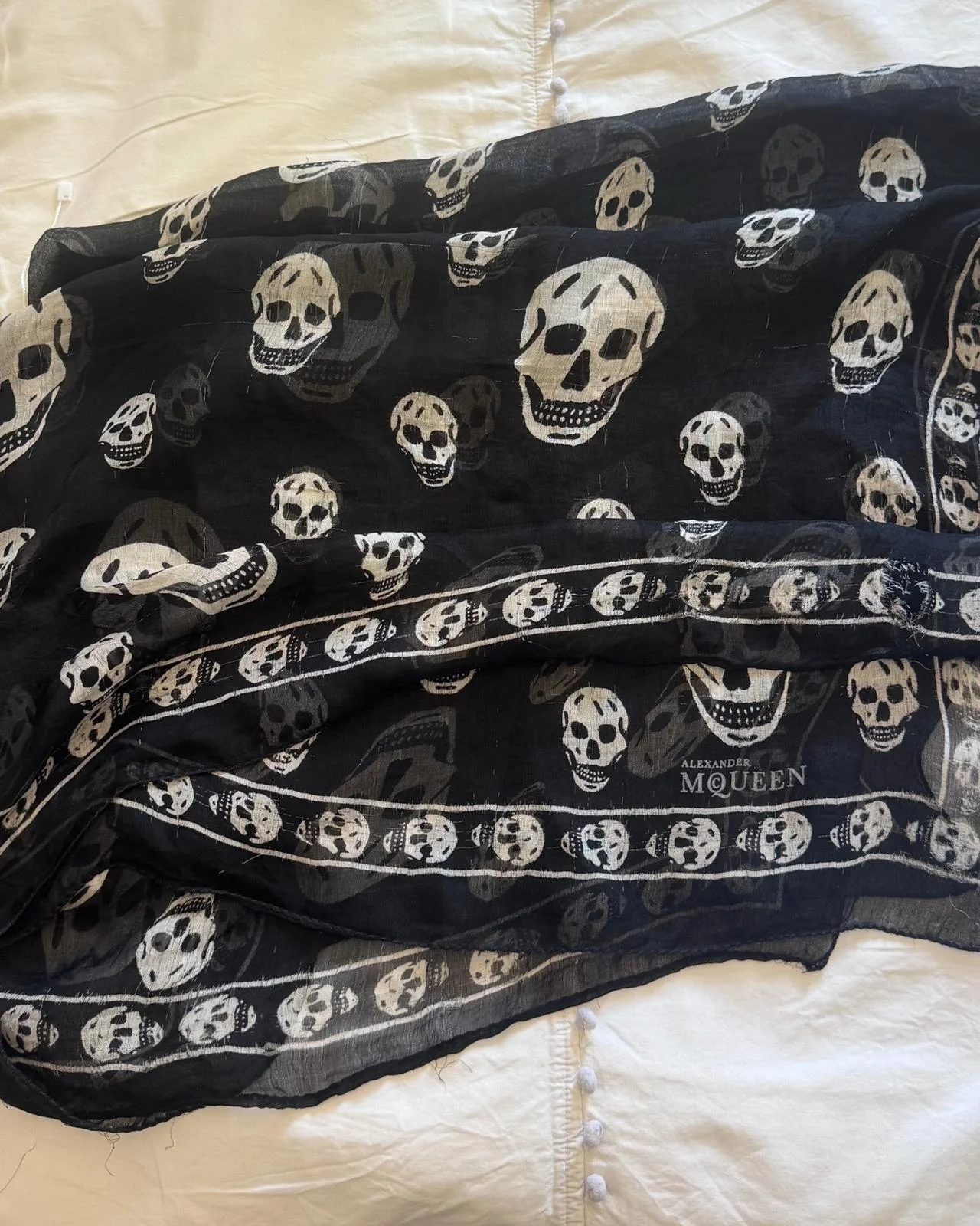 Alexander McQueen Scarves, size One size, photo 1