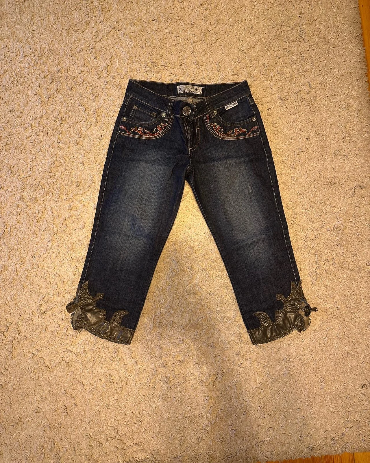 John Galliano Capris, size XS / 34 / 6, photo 1