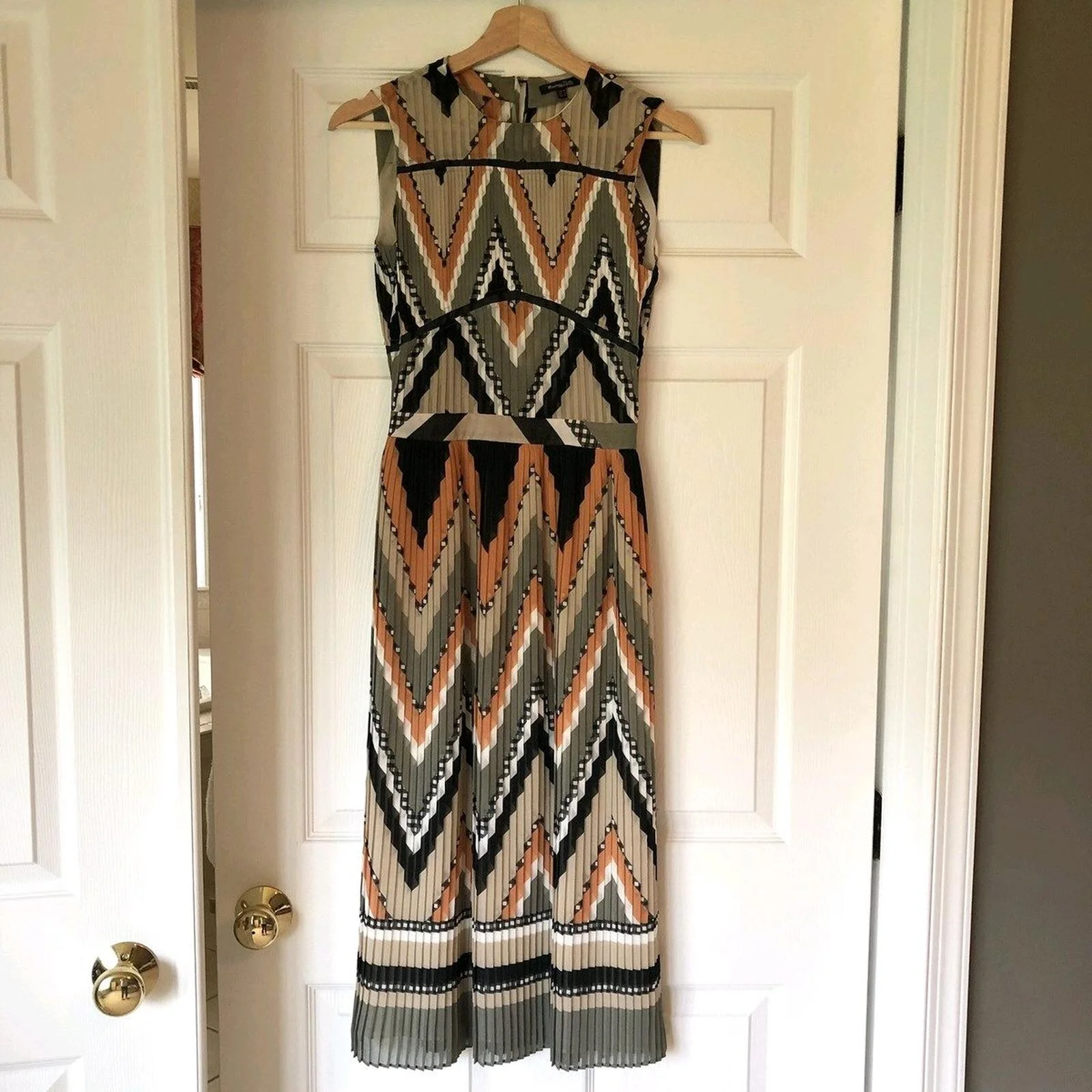 Massimo Dutti Midi Dresses, size S / 36 / 8, photo 1
