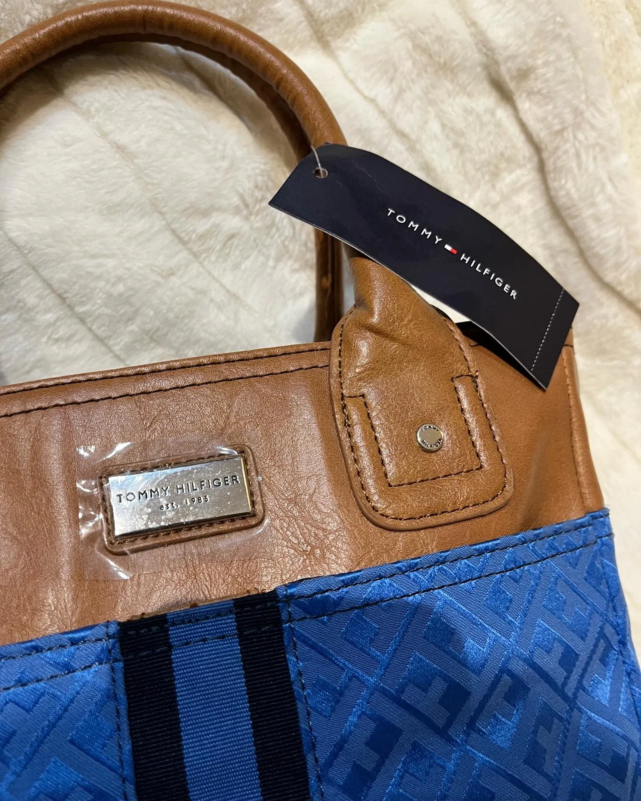 Tommy Hilfiger Handbags, size One size, photo 1