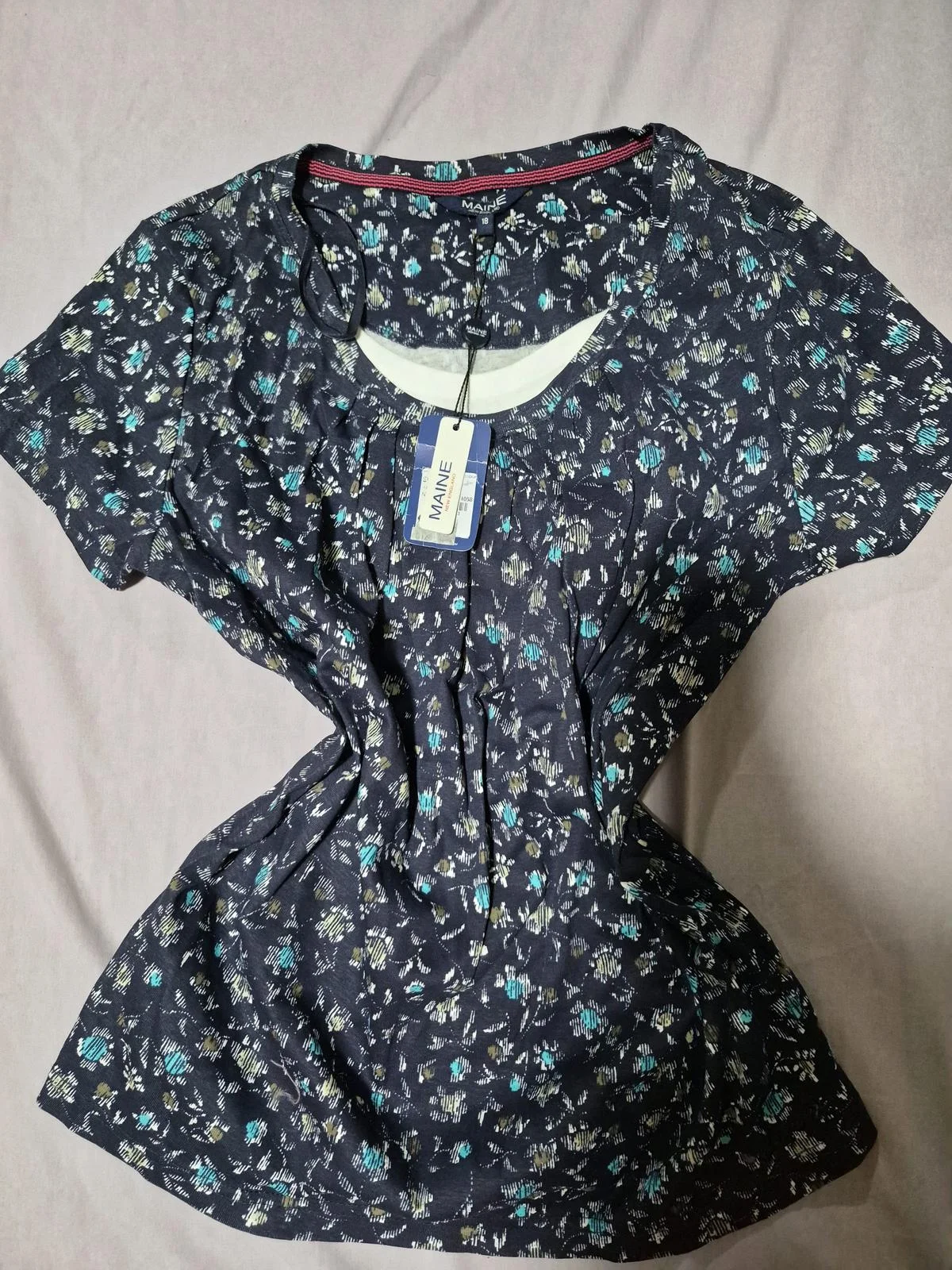 Debenhams T-shirts, size XL / 42 / 14, photo 1