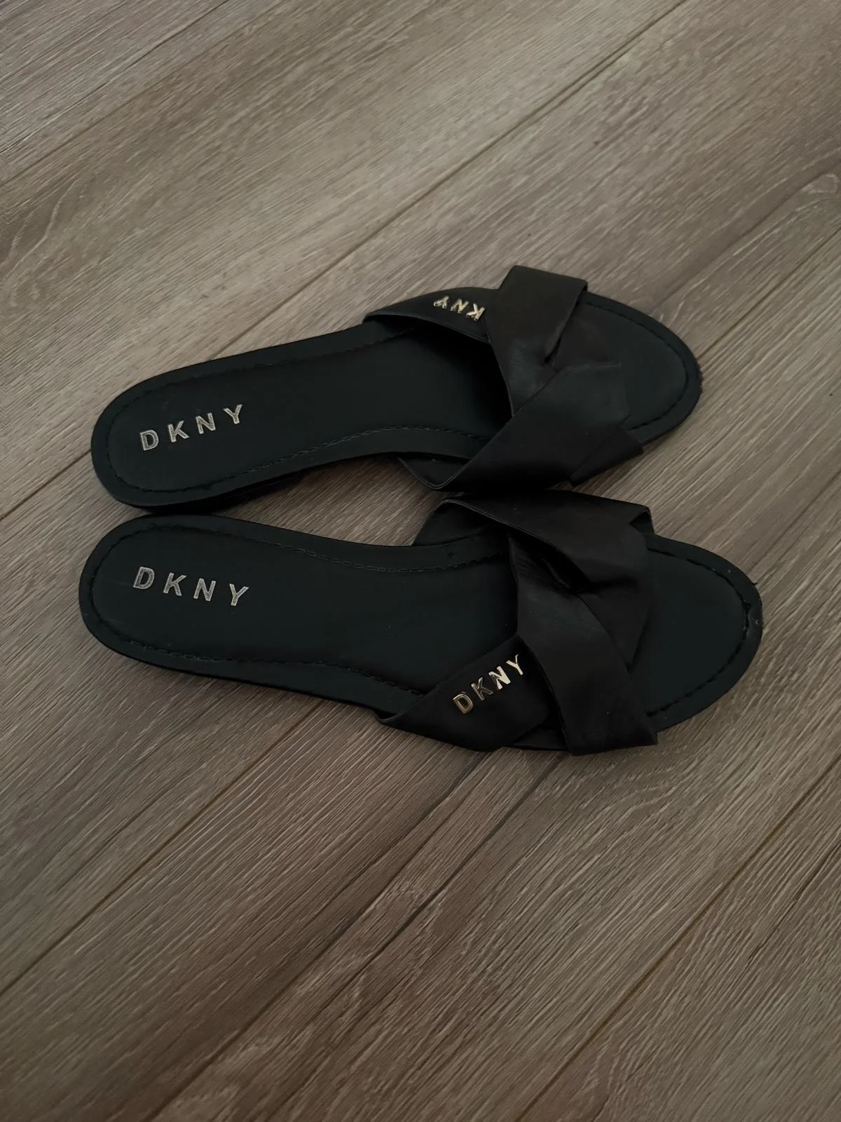 DKNY Flip-flops, size 38, photo 1