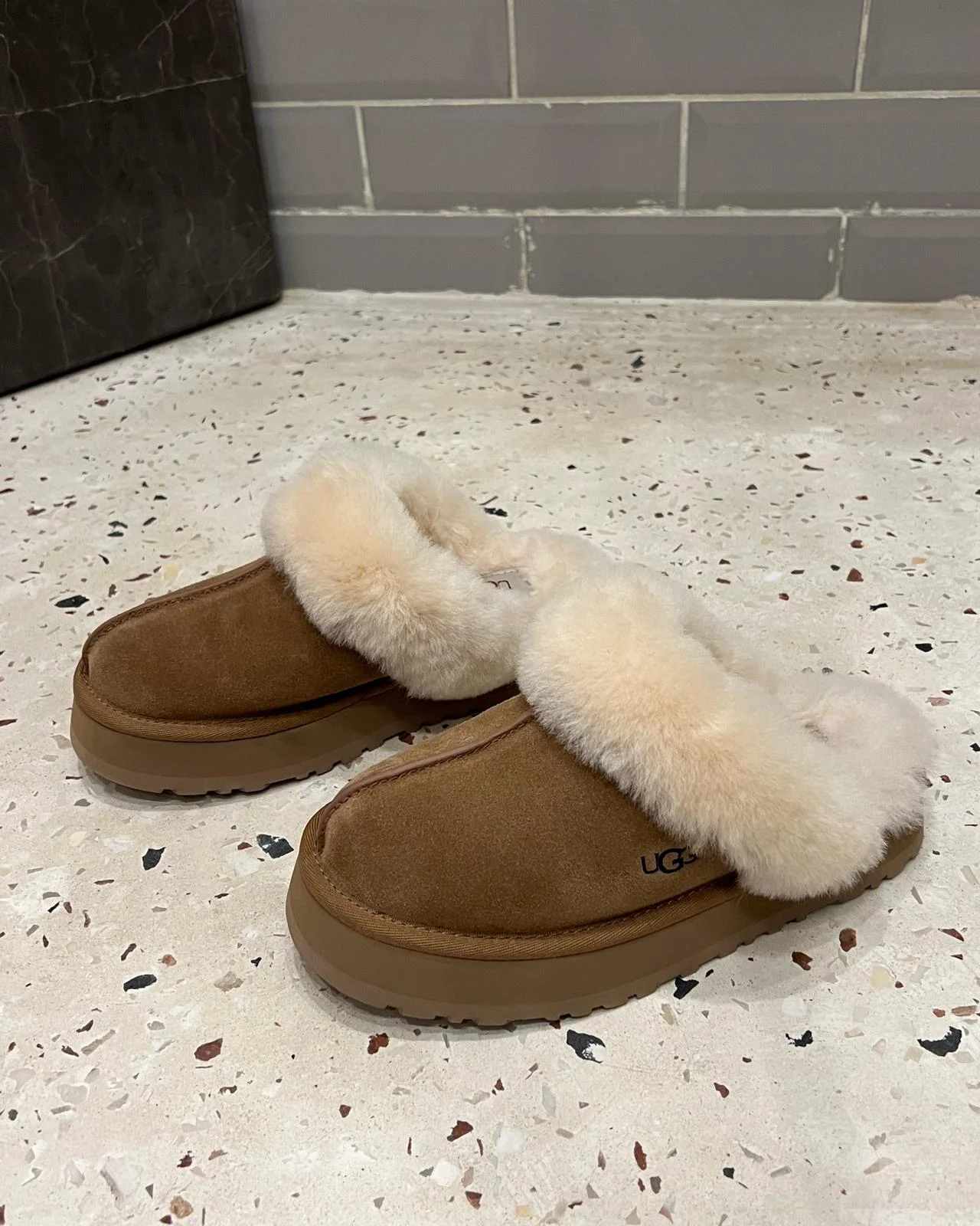 UGG Flats, size 38, photo 1
