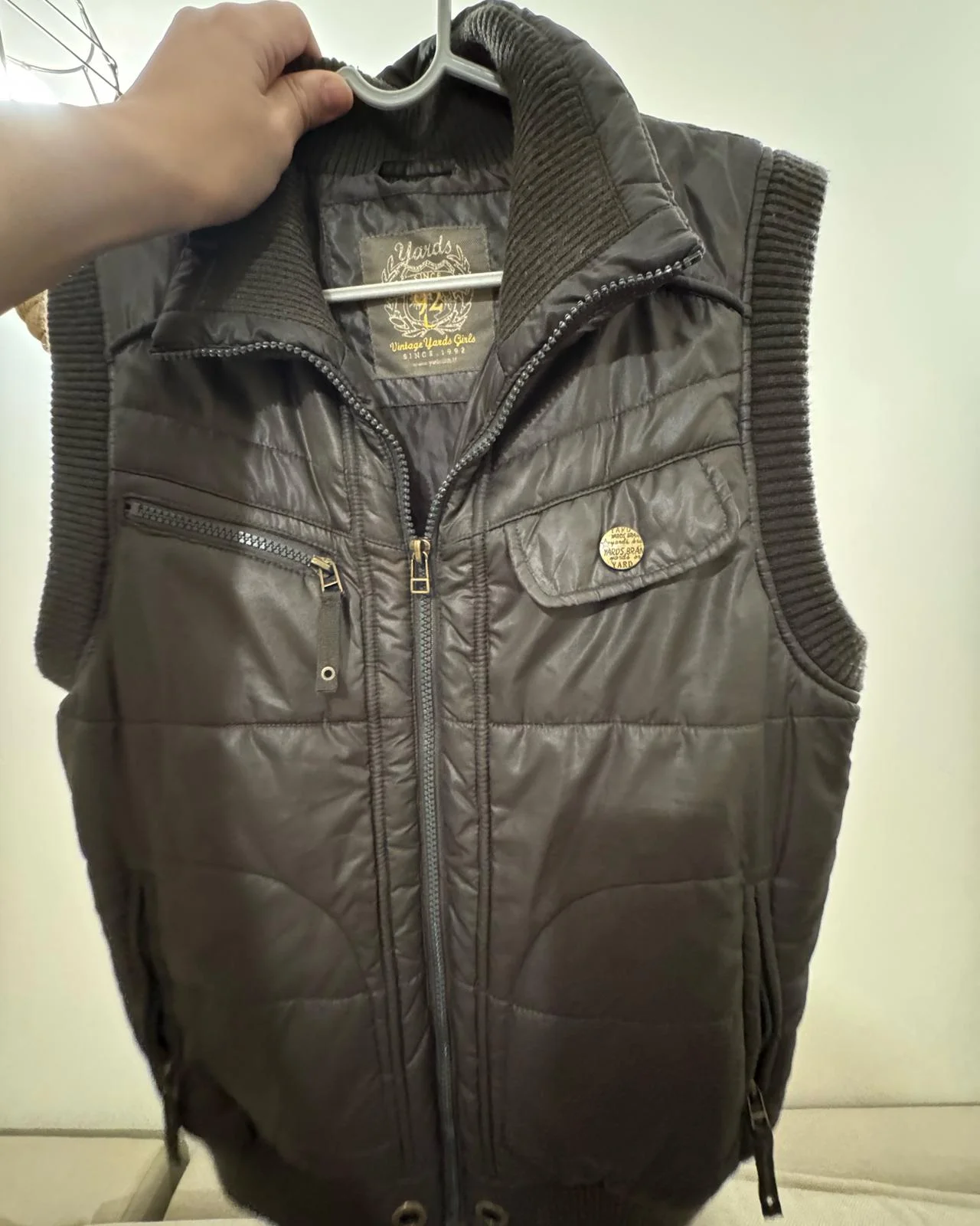 Vests, size L / 40 / 12, photo 1