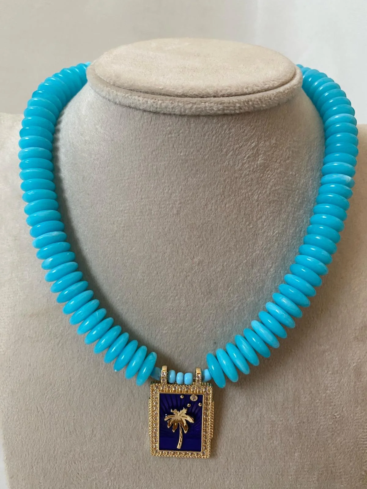 Necklaces, size Other, photo 1